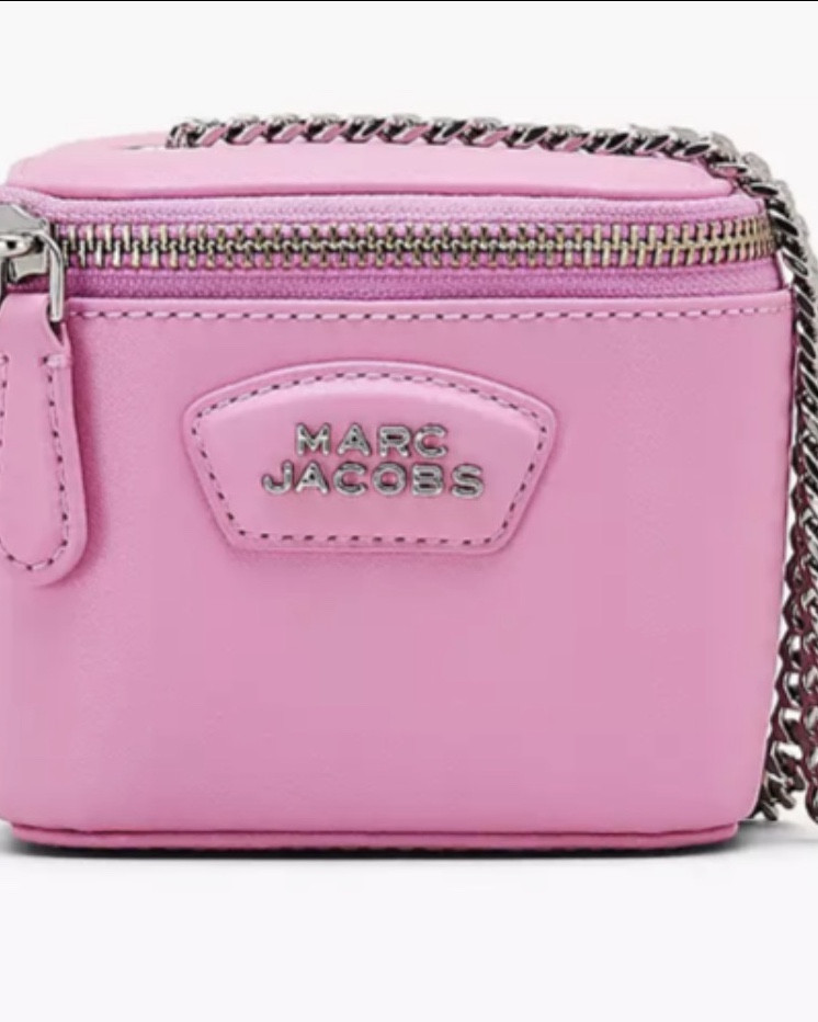 New Marc Jacobs Vanity Mini! This is a cute little bag that you can use as a catch all for markup in a larger bag or use it as a small handbag. It has a little lipstick holder inside and a removable chain. 

#LTKmomlife #LTKValentine #LTKBeauty
