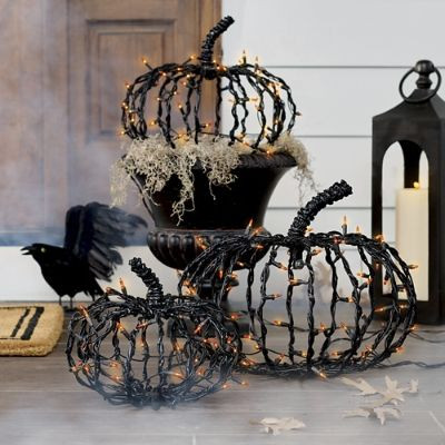 Pre-lit Pumpkins | Grandin Road