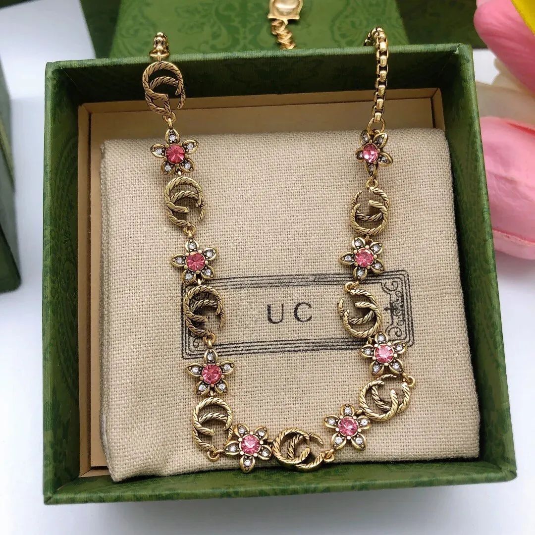 gglies Designer Necklaces Luxury designers Necklace classic Pink flowers Necklaces Pendant Jewelr... | DHGate