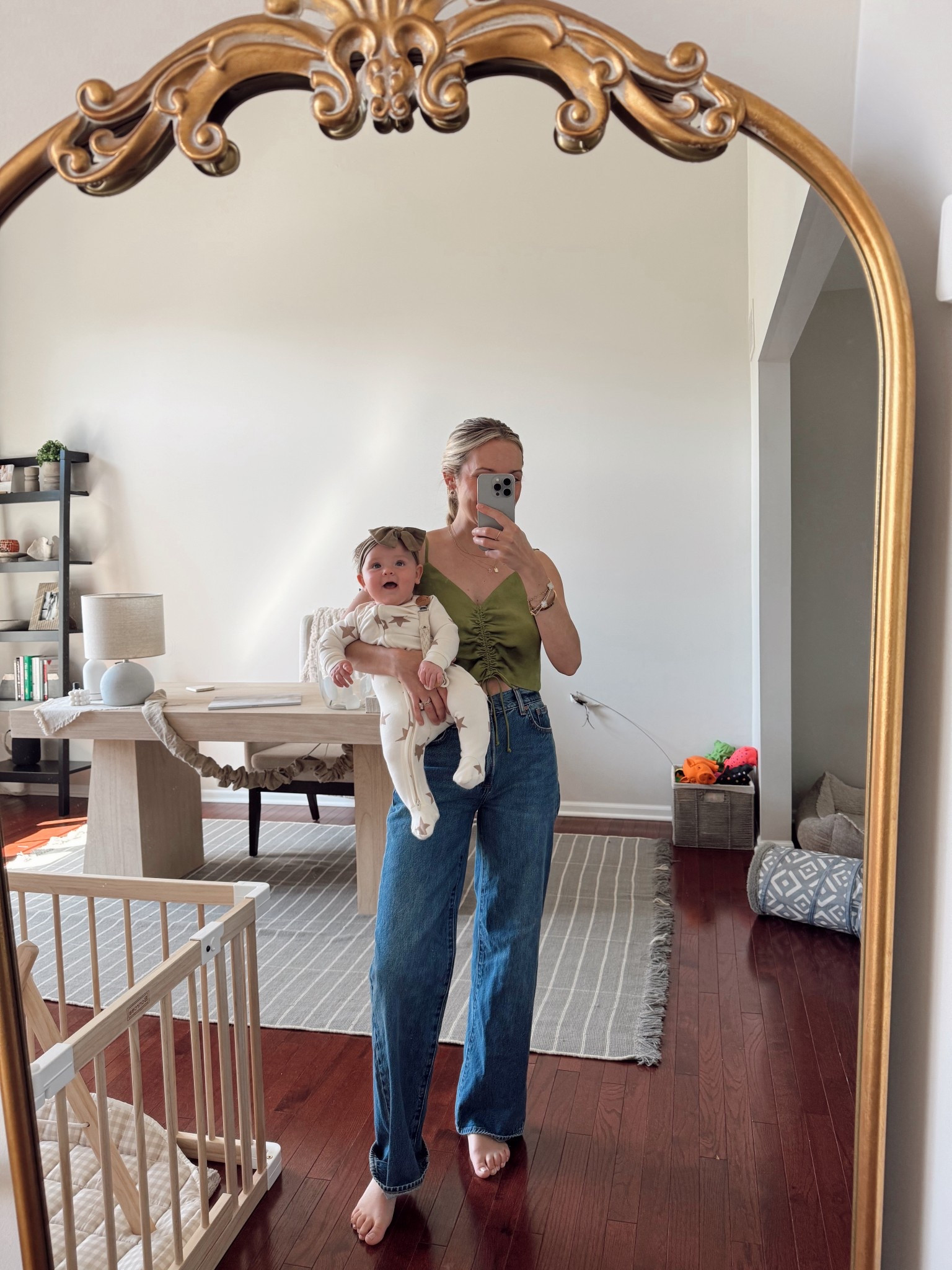 Viral Farrah aritzia jeans, sized up postpartum one size to 25! 