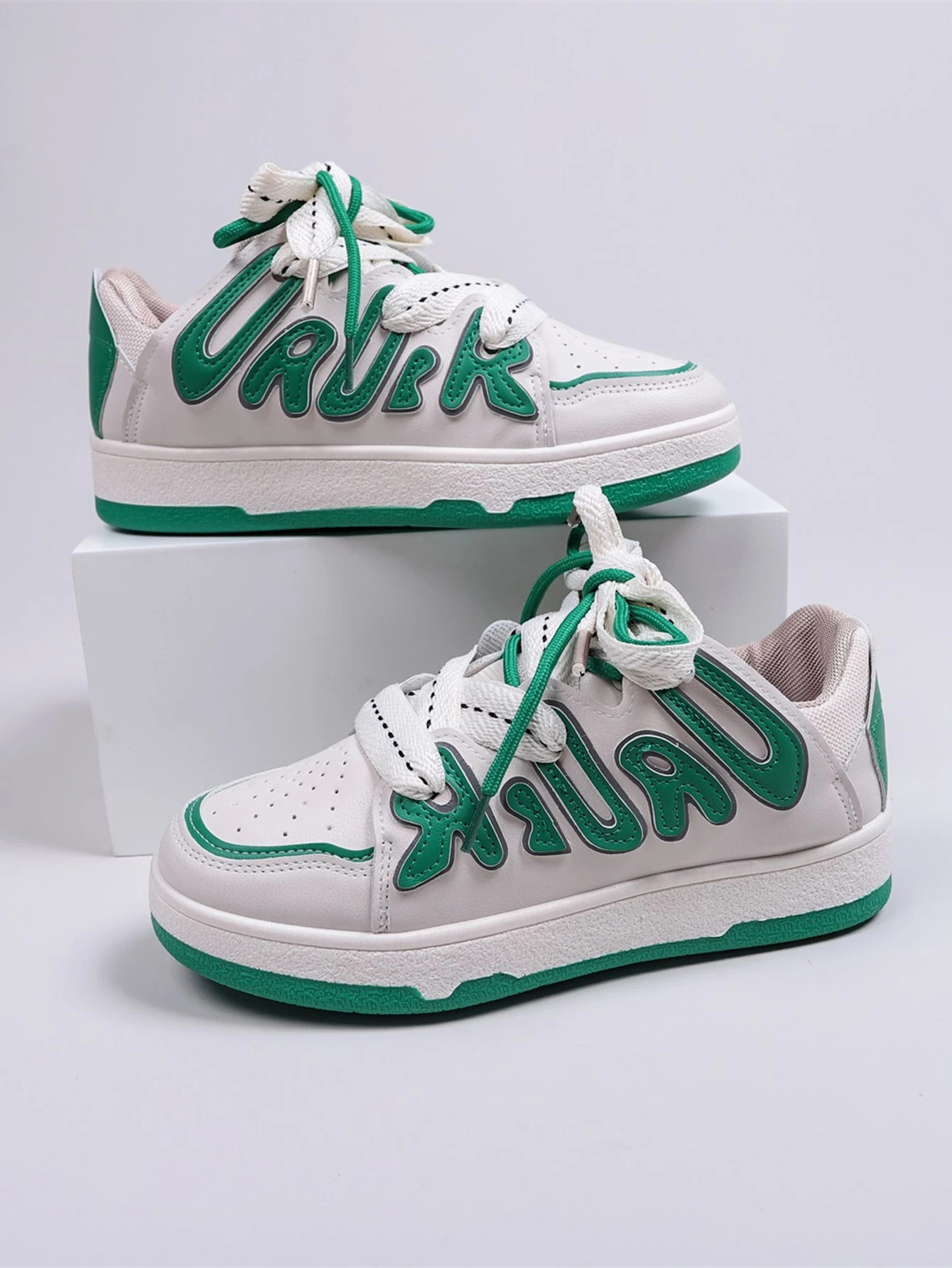 Letter Graphic Lace-Up Front Skate Shoes | SHEIN