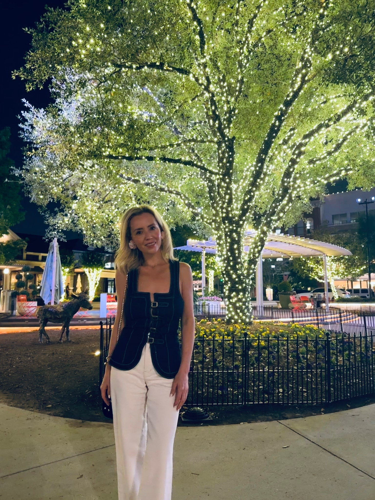 Casual denim look @Anthropologie @Madewell 

#LTKdayinmylife #LTKstorytime #LTKfoodie