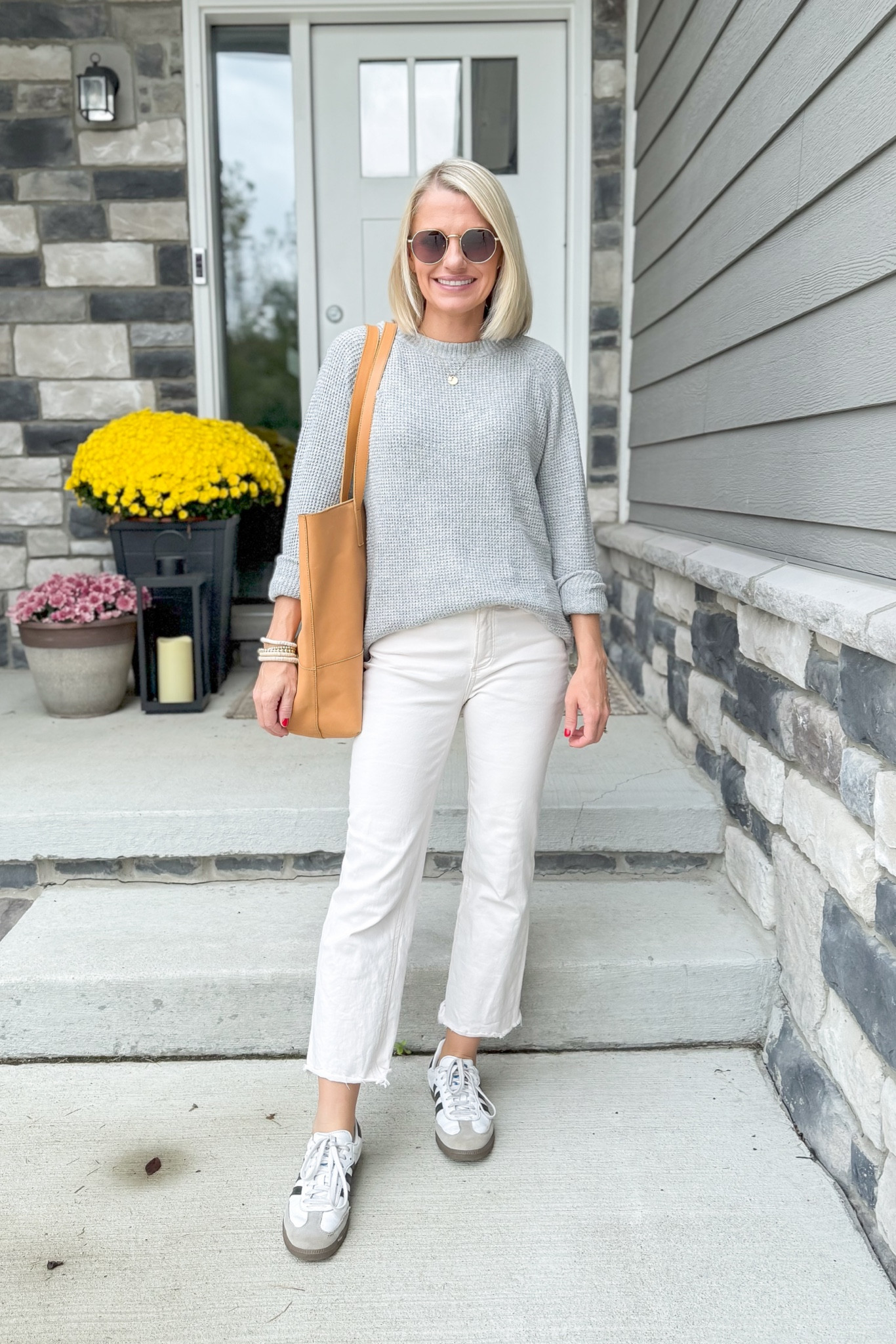 What I wore!
Sweater- xsmall
Jeans- thrifted, linked similar 


#LTKSaleAlert #LTKSeasonal #LTKStyleTip