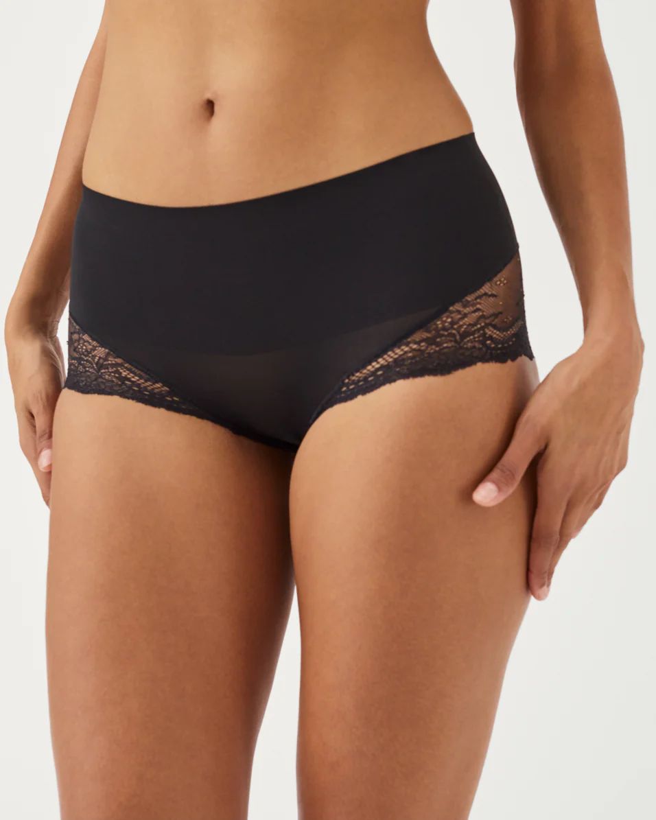 Undie-tectable® Smoothing Lace Hi-Hipster Panty | Spanx