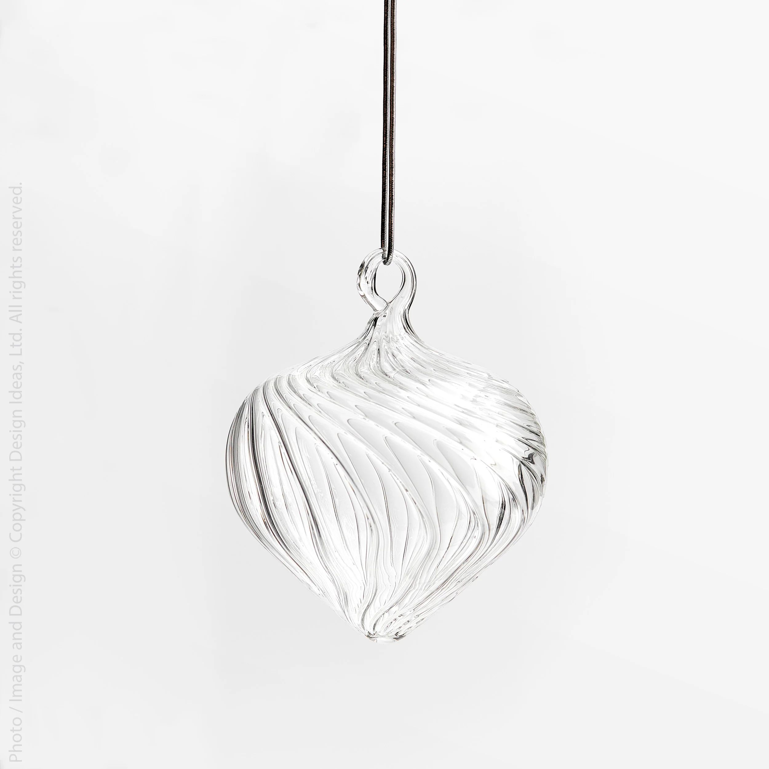 Tullen™ Mouth Blown Glass ornament (3 in) | Texxture Home