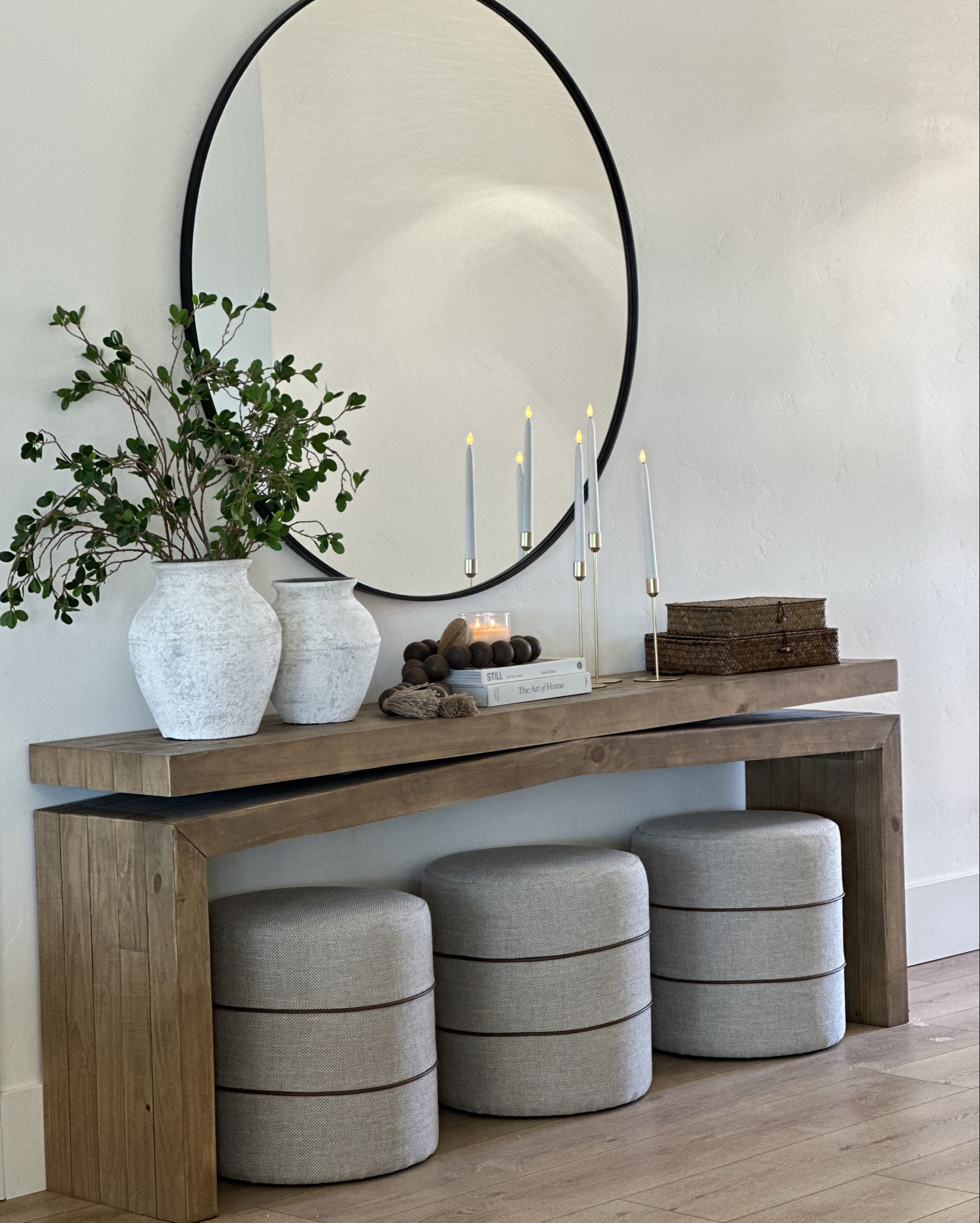 Entry way

#LTKHome #LTKStyleTip