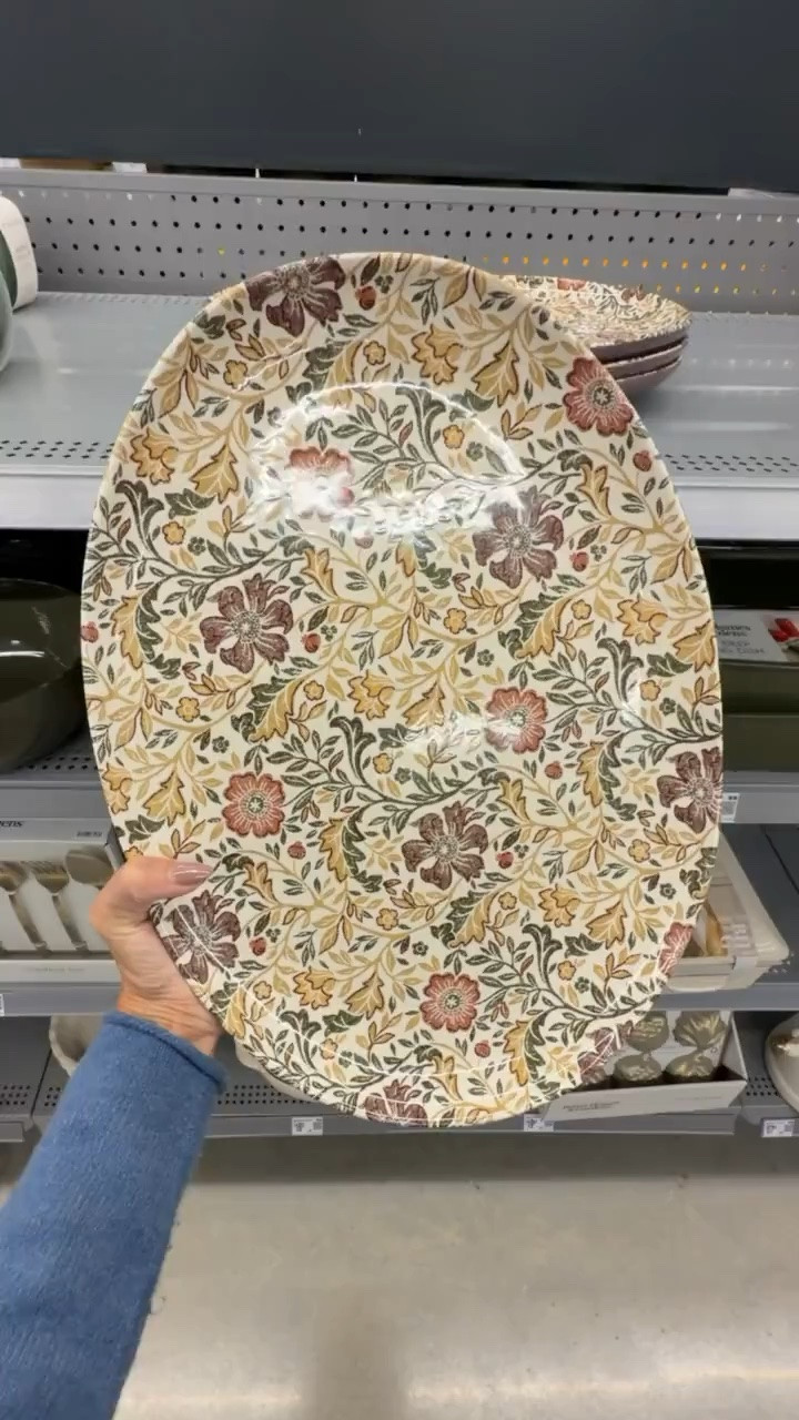 Loving this floral fall collection at Walmart🤎

All linked!




Fall, home decor, affordable, coffee cups, plate, serveware, pitcher, tupperware, bowl, serving, hosting, seasonal, carla.bushey

#LTKSeasonal #LTKHome