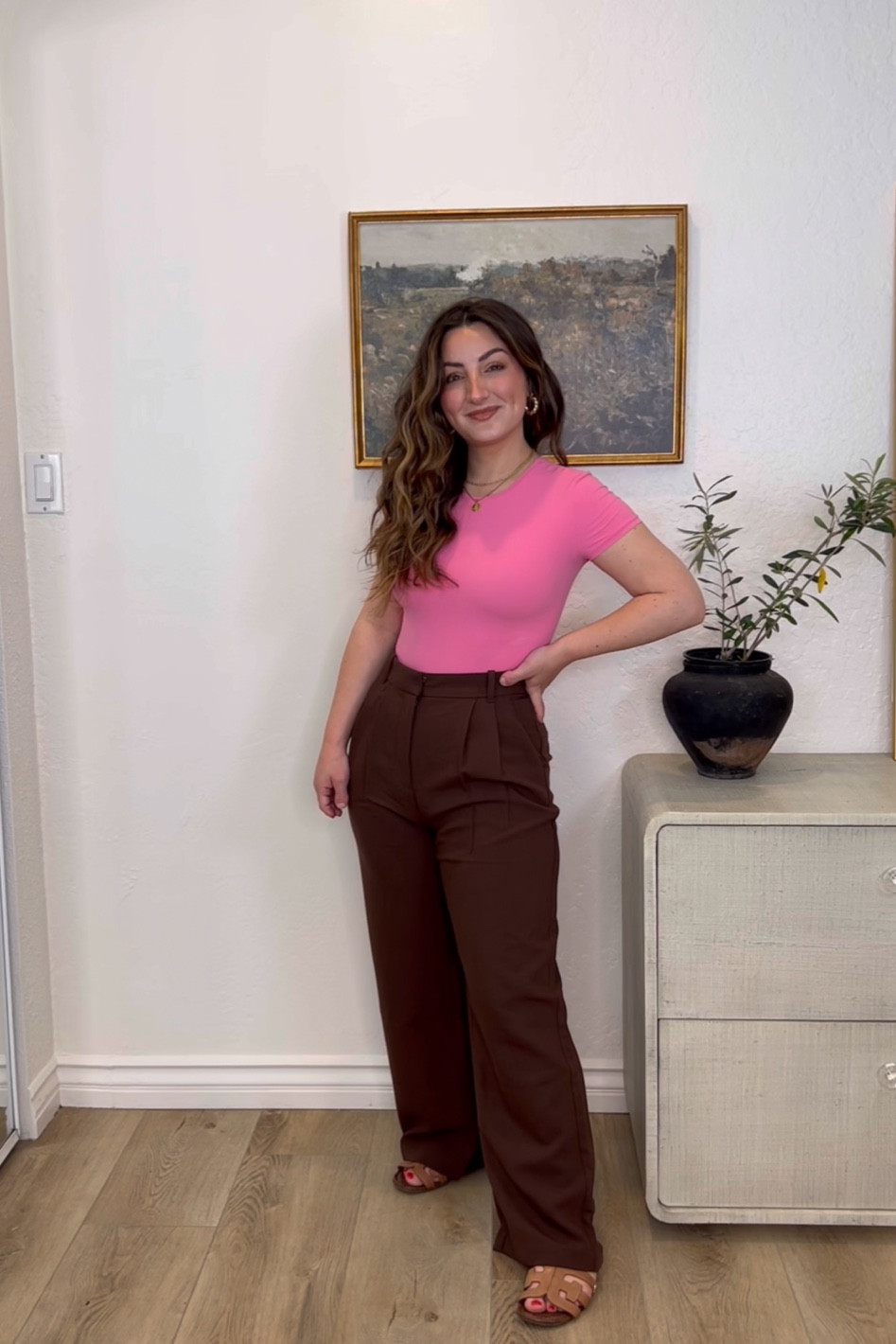 Code: DENIMAF
Curve Love A&F Sloane Tailored Pant
Size 26 short
Should have ordered 27 short
They run true to size 
Slightly love with flats- could use heels 

#LTKstyletip #LTKunder50 #LTKsalealert