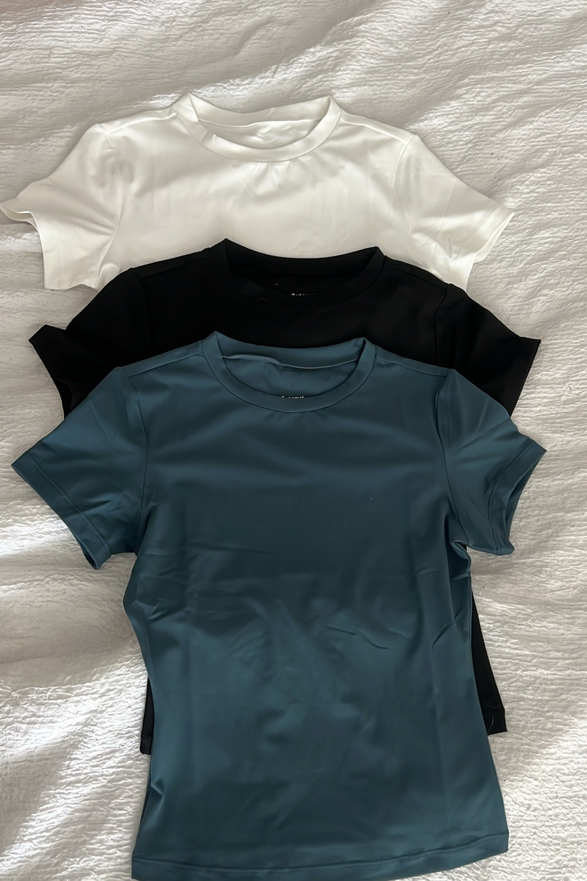 Some of my FAVORITE basic tees! Super cute and flattering ✨✨

#basics #basictees #womensfashion #flatteringtops

#LTKU #LTKStyleTip #LTKMostLoved
