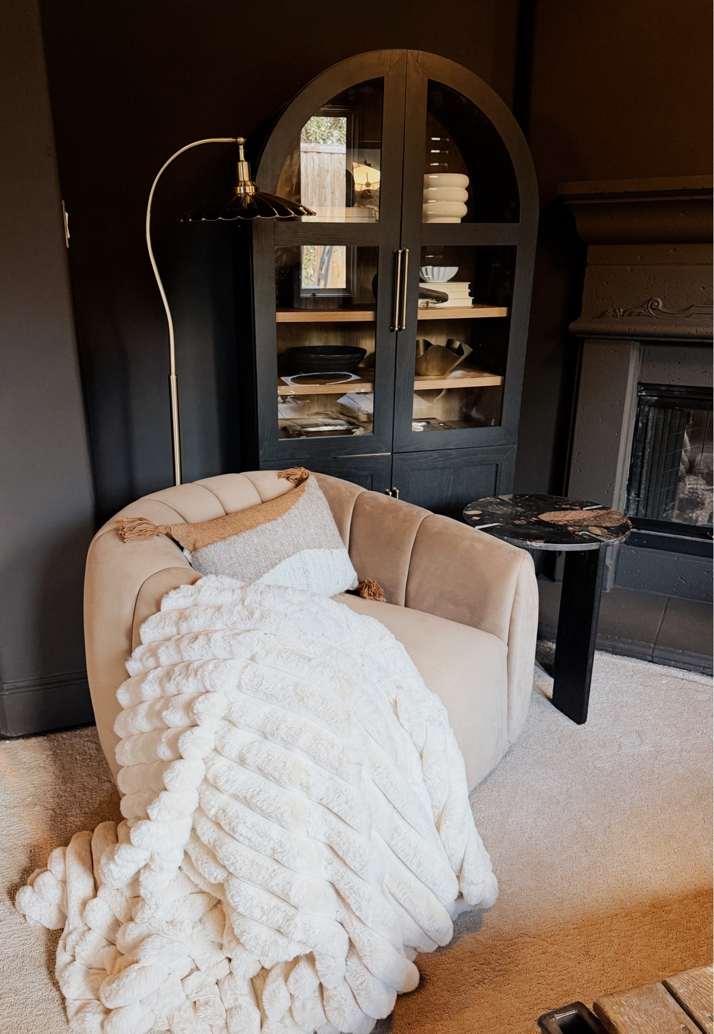 Our cozy reading corner is coming together! Linking all these affordable home finds!