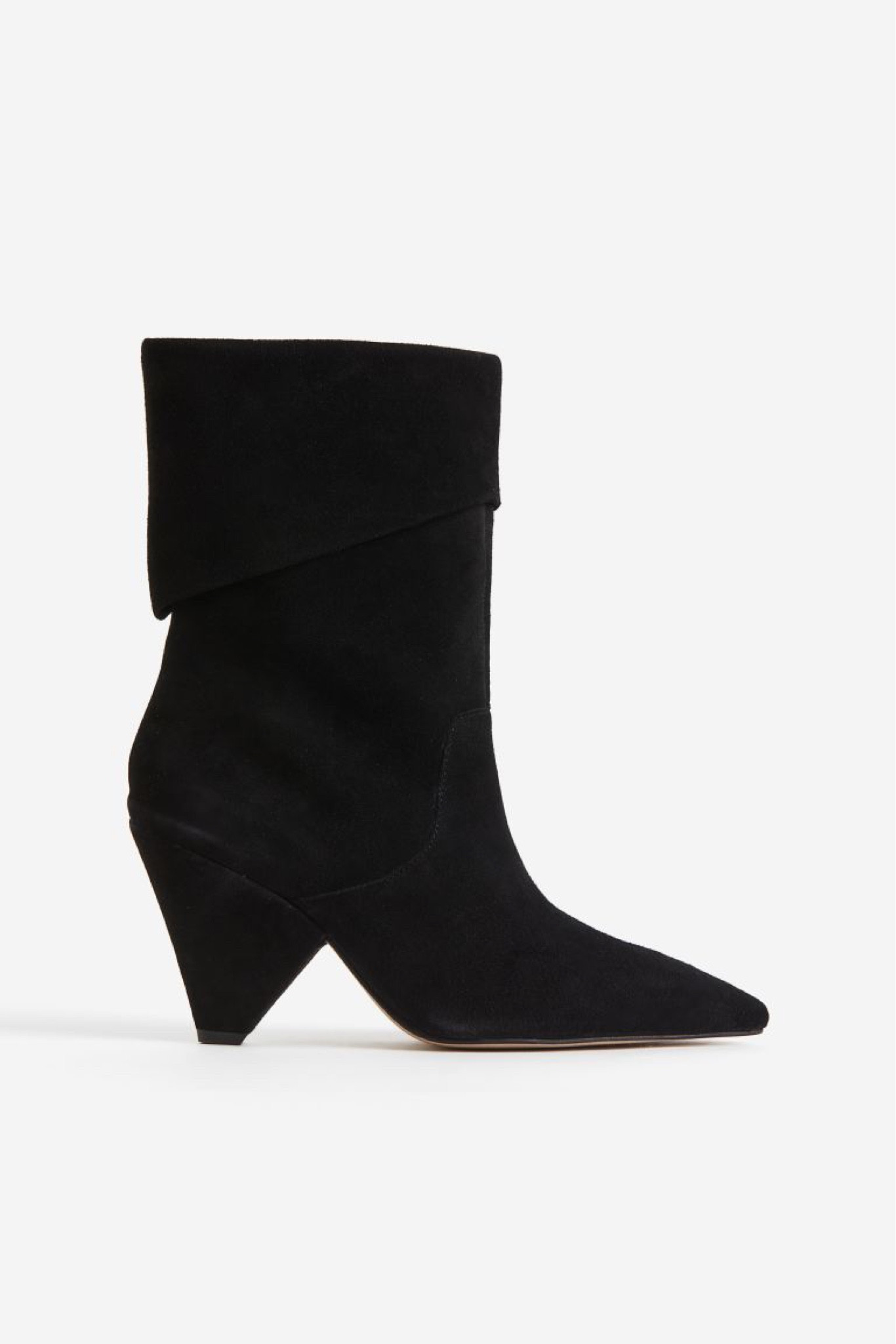 These heavenly boots giving Marant vibes at a fraction of the cost! Dare I say - Tgey are also so comfortable!!!!!

#LTKSeasonal #LTKFind
