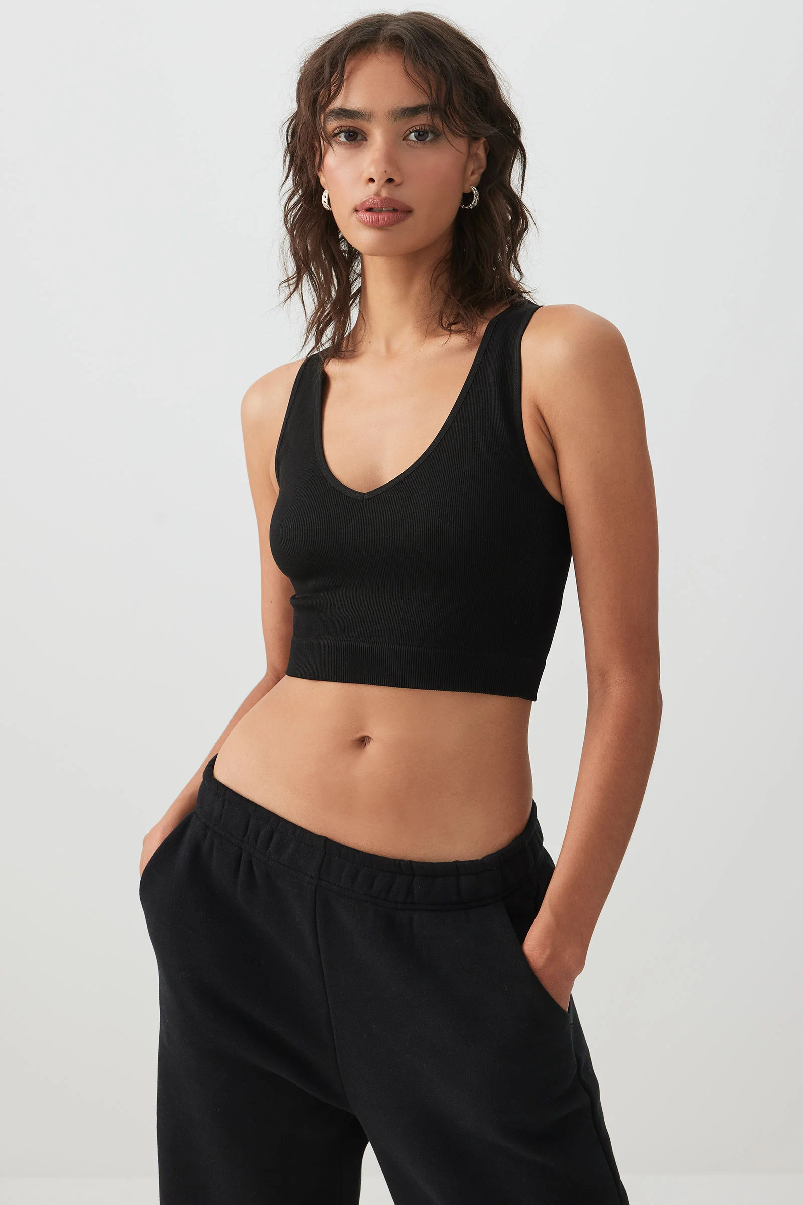 Seamless Crop V-Neck Tank Top | Ardene