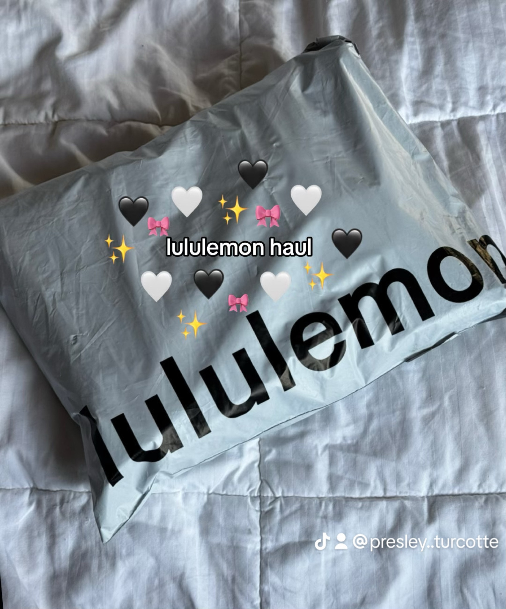 Lululemon haul

Shorts - 4
Swiftlys - 2
Rulu - xs