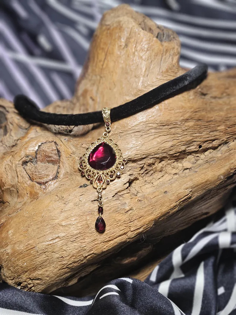 Victorian Ruby Teardrop Pendant Necklace – Velvet Cord - Etsy | Etsy (US)