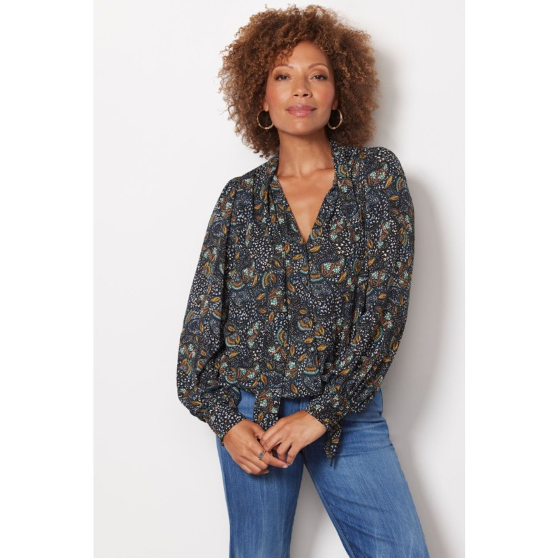 EVEREVE Charlie Tie Neck Blouse | EVEREVE | Evereve