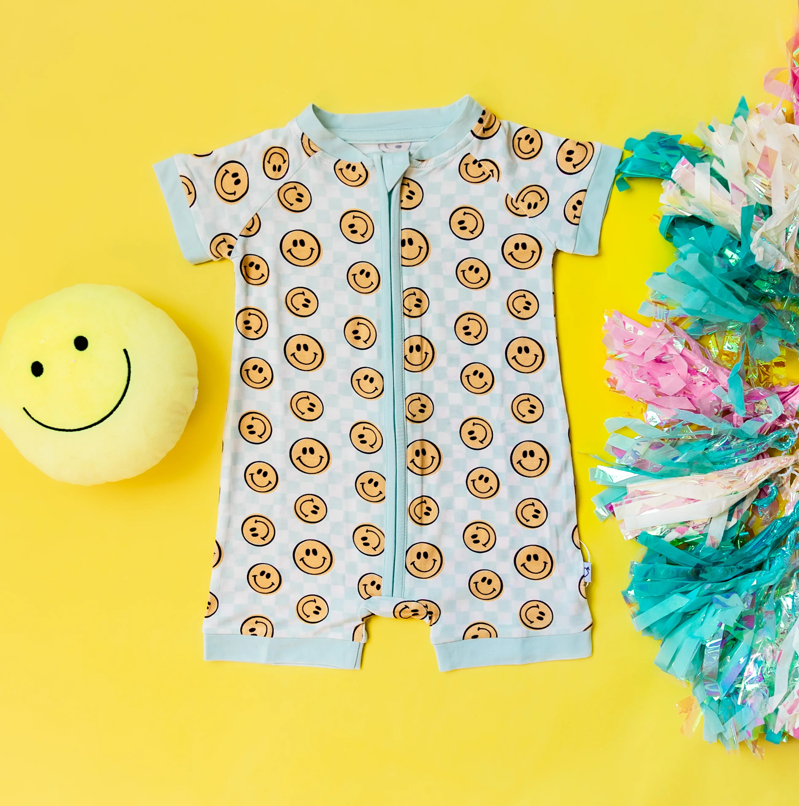 BE HAPPY CHECKERS DREAM SHORTIE | Dream Big Little Co.