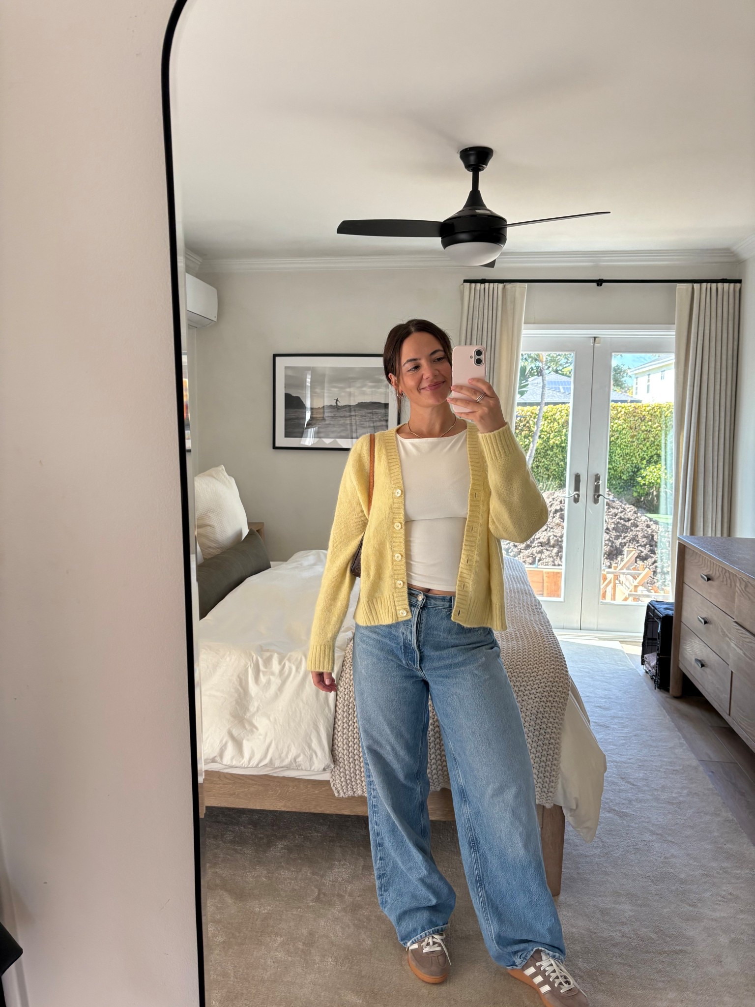 Casual spring outfit! 

#LTKFindsUnder100 #LTKMidsize #LTKSeasonal