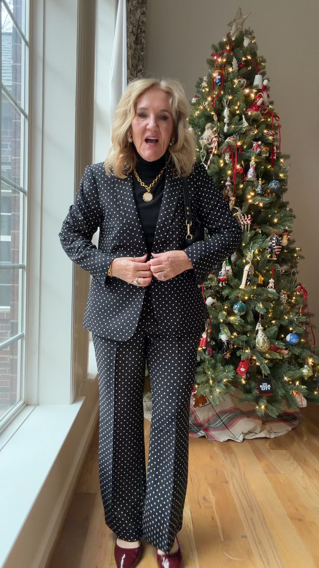 @anntaylor sale Gosh I love these collections. From festive to workwear to weekend  
Polka dot suit jacket size 10 petite 
Pants size 8 petite dress 8 petite 
Update your work outfits or even wear this for New Year’s Eve 

#LTKOver40  #LTKWorkwear


#LTKSaleAlert
