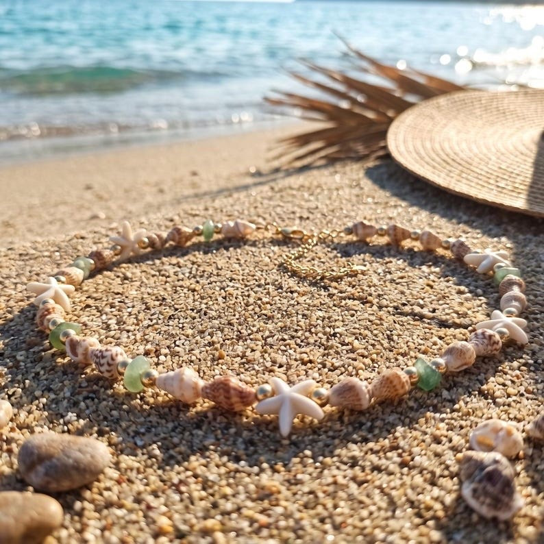 Real Seashell Choker Necklace
•
Boho Chic Beach

#LTKSeasonal #LTKSwim #LTKgrwm
