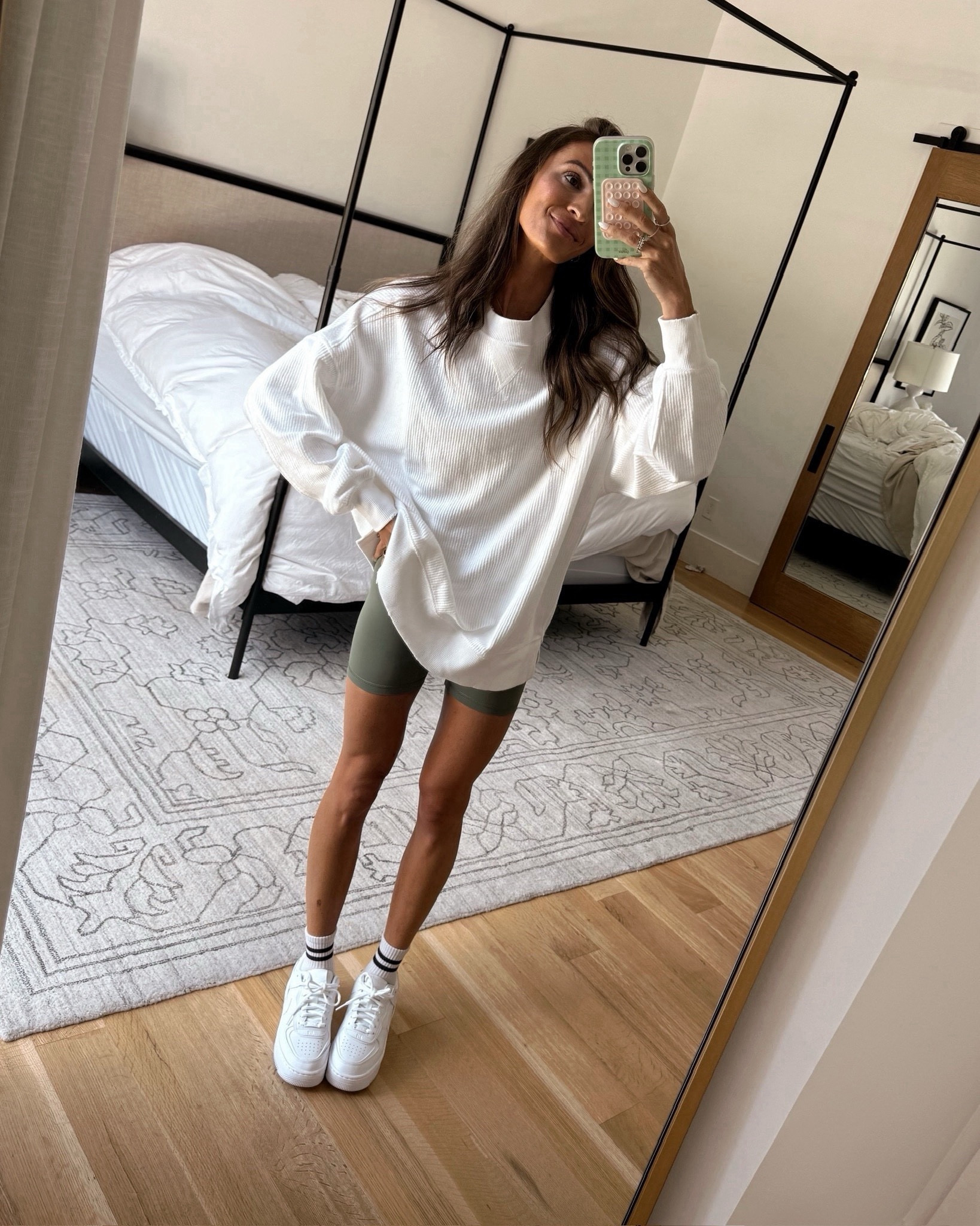 this incredible sweatshirt is on sale for $32!😍 such a good go-to for fall with leggings or over bike shorts on warmer days! 🫶🏻

#LTKSaleAlert #LTKFindsUnder50