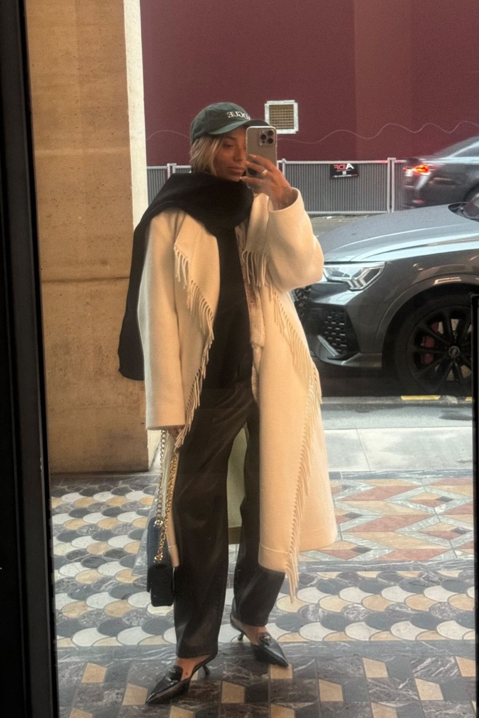 Winter cozy 

casquette Vogue verte, casquette Vogue collection, manteau beige à franges, grosse écharpe en laine noire Mango, écharpe Mango noire, grosse écharpe d’hiver, escarpins à bride arrière en cuir, escarpins en cuir noirs 

#LTKSeasonal #LTKstyletip #LTKeurope