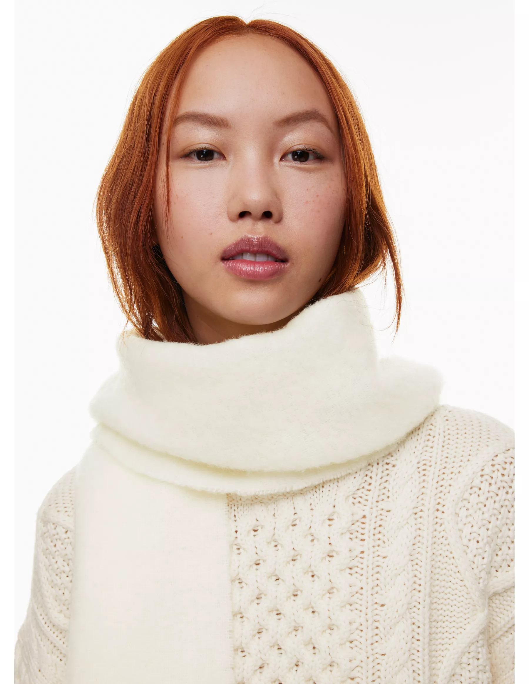 GENEVA SCARF | Aritzia