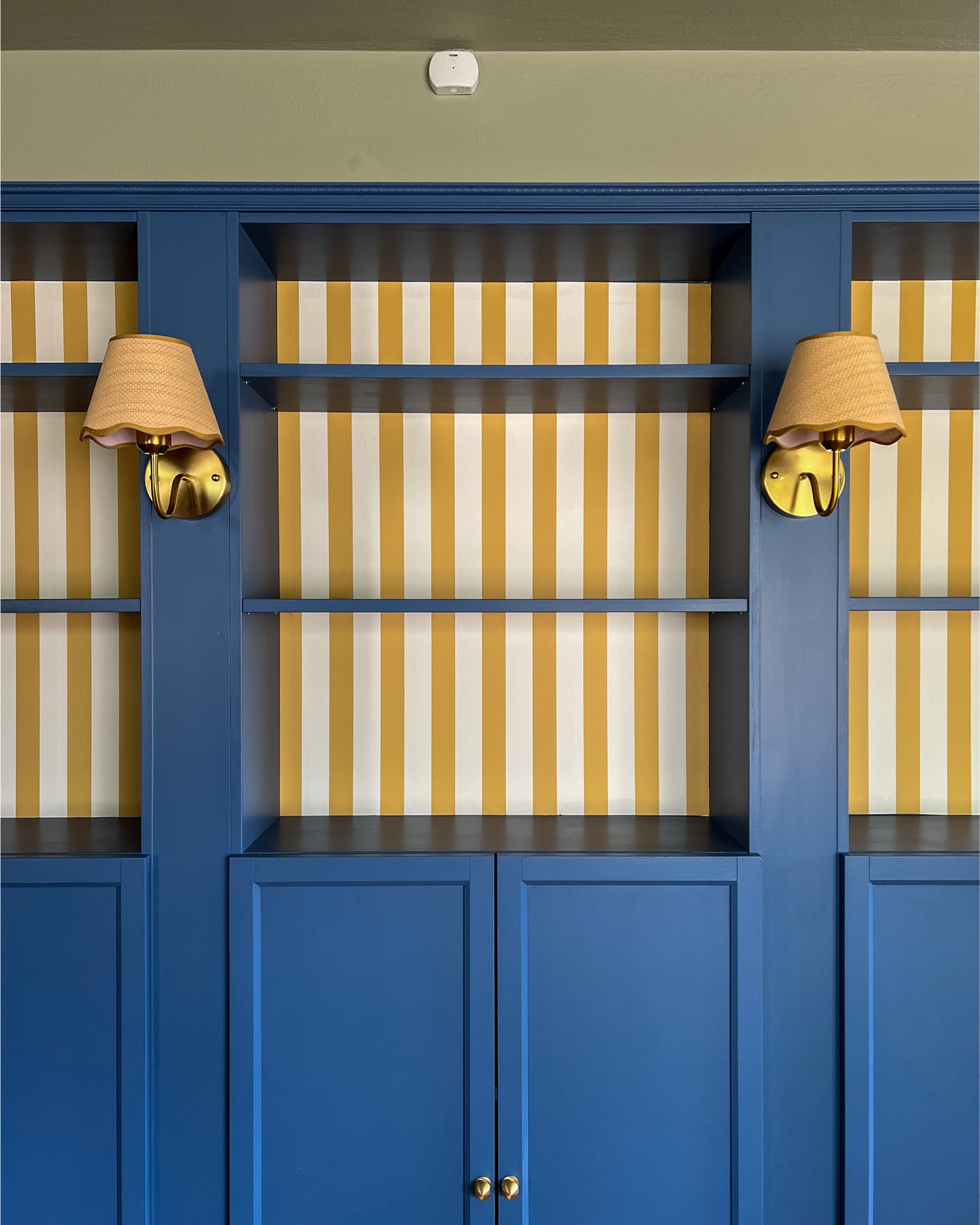 Mine are out of stock. Link ones similar. They’re not hardwired. They do include rechargeable light bulbs.

#LTKStyleTip #LTKOver40 #LTKHome