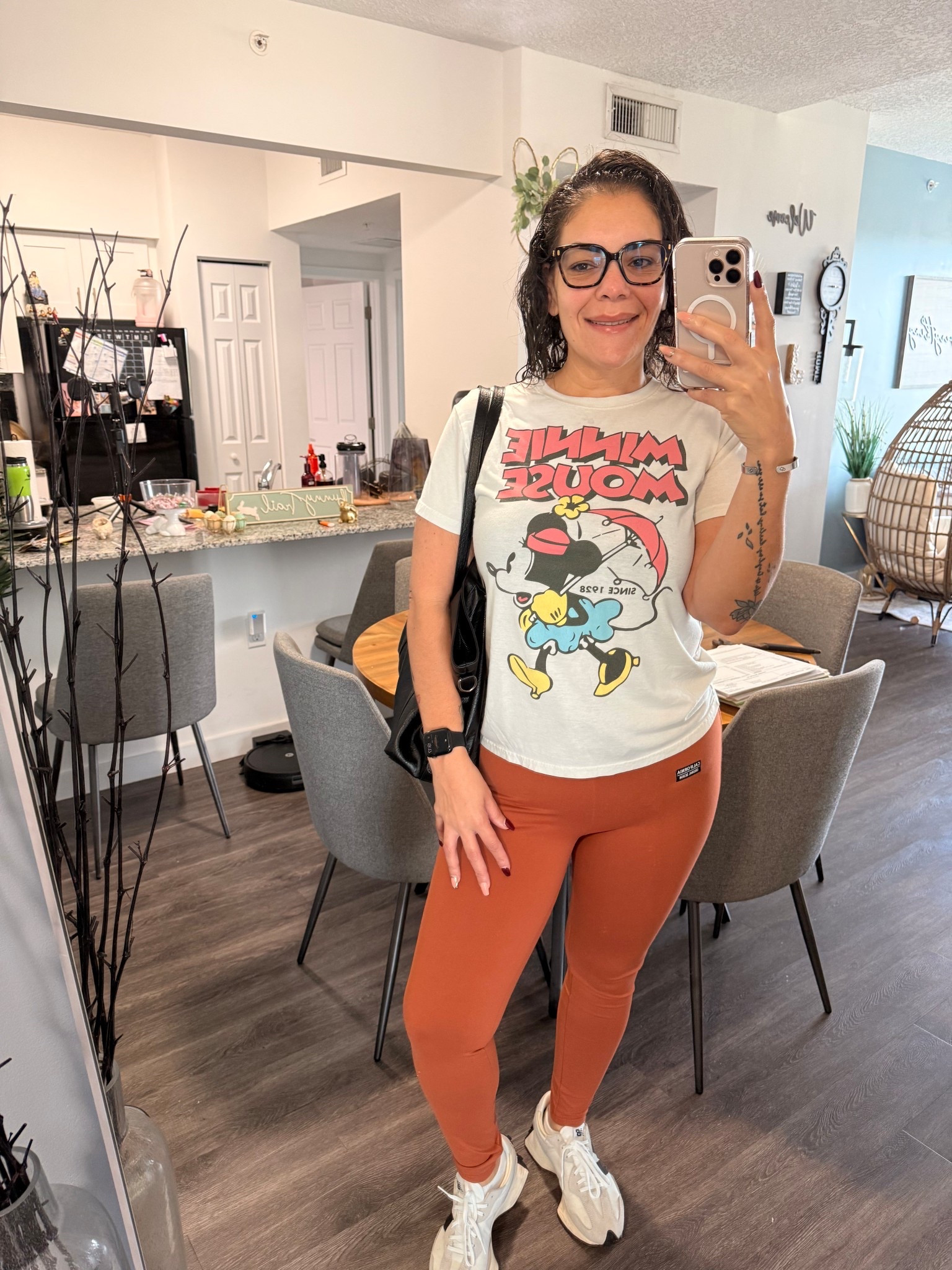 Keeping it comfy but still cute 🤍
This is my everyday uniform lately—easy pieces that still make me feel put together.

🎀 Graphic tee: Target
🧡 Leggings: SHEIN
👜 Bag: SHEIN
👟 Sneakers: New Balance

Proof you don’t need to overcomplicate it… just mix affordable finds with a good sneaker and you’re set 🙌🏽

At 45, I’m choosing comfort, confidence, and pieces that actually fit my lifestyle 💁🏽‍♀️

Follow me on LTK for more real-life outfits, not just “perfect” ones ✨

#LTKOver40 #LTKMidsize #LTKootd
