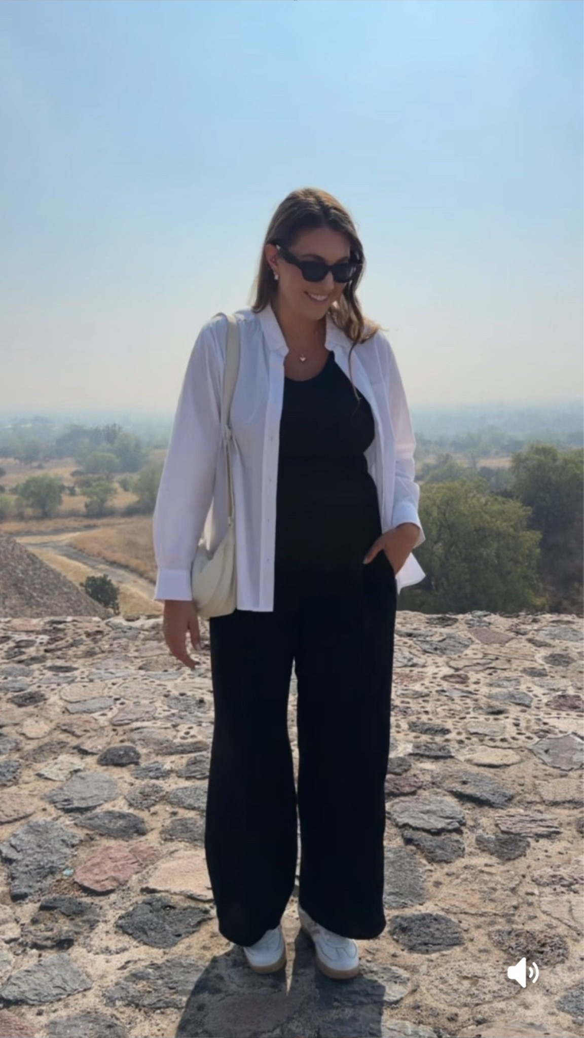 airport outfit but make it chic ✈️

travel day outfit, comfy airport outfit, black and white outfit, effortless travel style, neutral capsule wardrobe, casual chic outfit, wide leg pants outfit, european summer style, minimalist fashion, comfy travel clothes, elevated basics, monochrome outfit ideas, everyday travel look, vacation outfit inspiration, casual luxury aesthetic

#LTKTravel #LTKMidsize #LTKootd