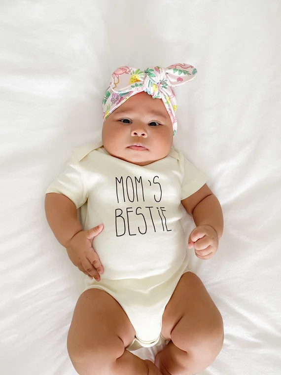 Organic Baby Clothes, Organic Cotton Newborn Outfit, Knotted Headband, MOM'S BESTIE Bodysuit, Uni... | Etsy (US)