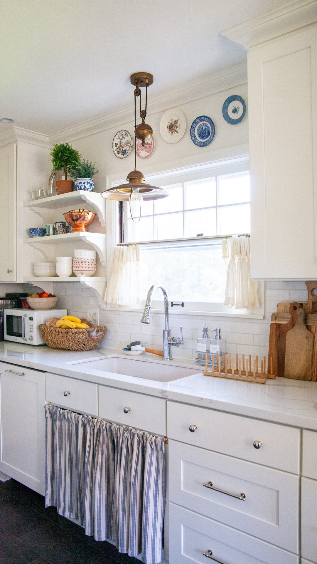 Every single morning when I open these curtains, I feel grateful for this pretty (but very small) kitchen, my neighborhood, my family I get to share this house with. It’s all one in the same sometimes. Gratitude makes such a difference. 🙏❤️

#LTKHome #LTKmorningroutine