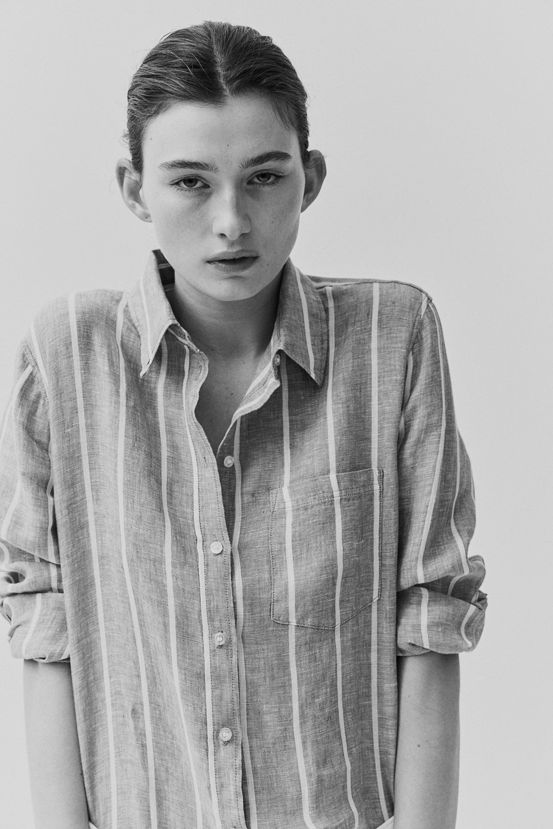 Linen Shirt - Long sleeve - Regular length - Blue/white striped - Ladies | H&M US | H&M (US + CA)