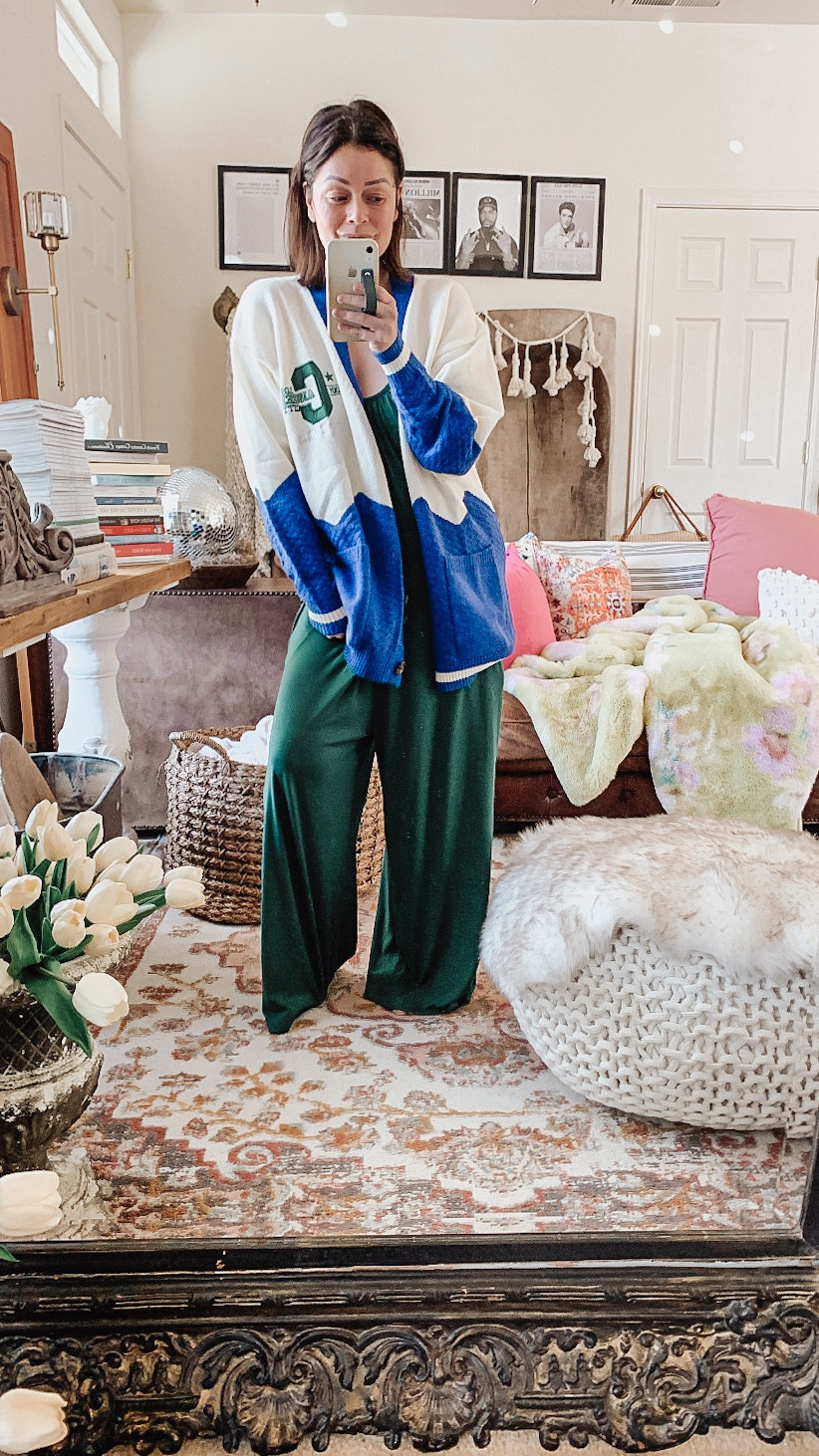 Oversized cardigan 
Cozy wear
Jumpsuit 

#LTKfindsunder50 #LTKU #LTKSpringSale