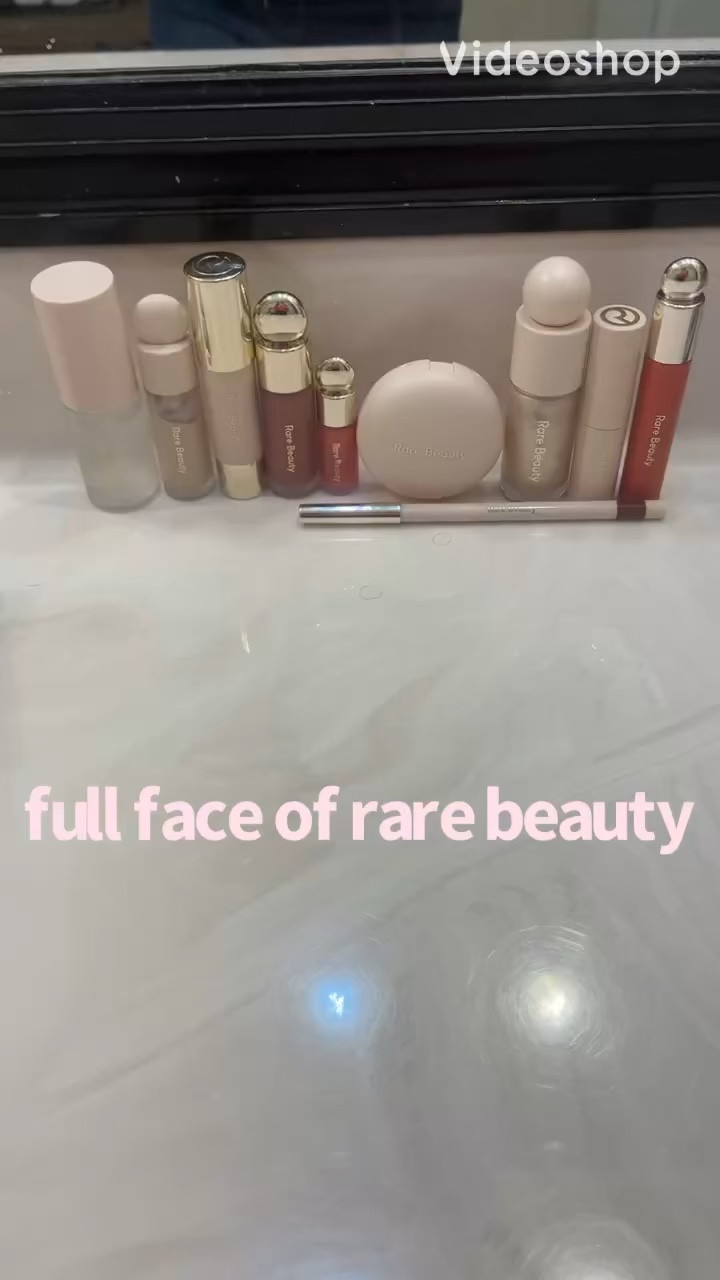 Full face of rare beauty makeup ft my beautiful daughter 😉😍

Rare beauty
Liquid lip
Lipstick
Lip liner
Highlighter
Liquid blush
Sephora haul
Makeup haul
Contour

#LTKFindsUnder50 #LTKBeauty #LTKGiftGuide
