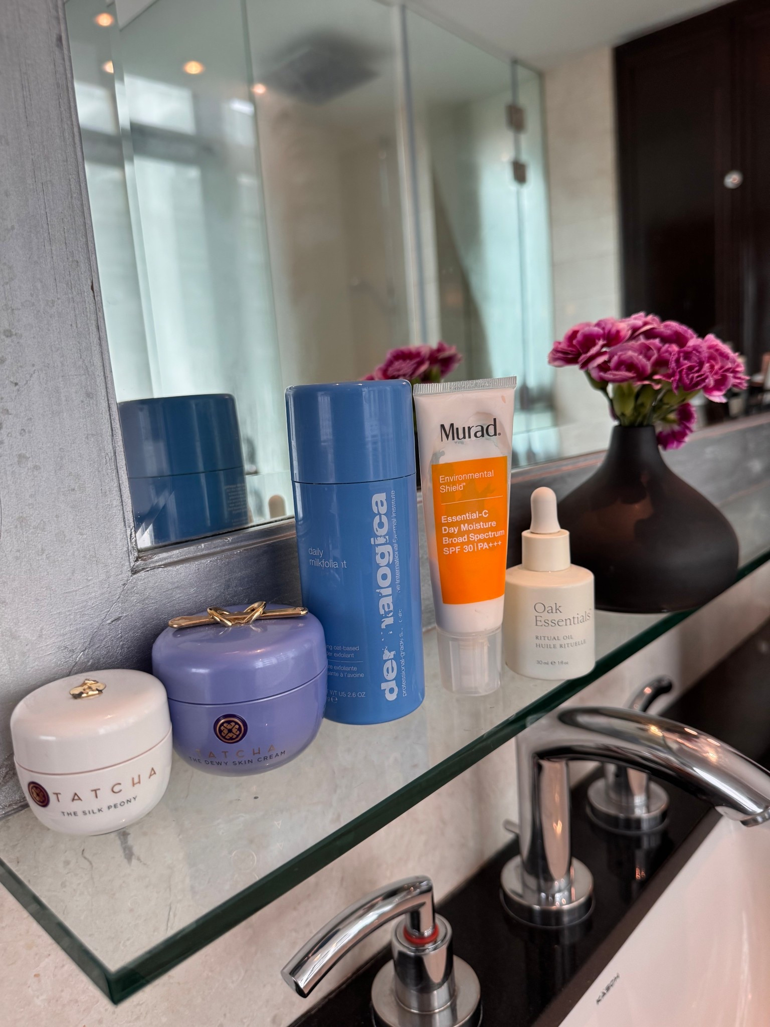 #skincare #skincareroutine #radiantglow #flyageless #silverhair #midlife #stylereel #explorepage #ootd #hydratedskin #summerstyle #midlife #skinessentials #skinroutine #travelsize #ultabeauty

#LTKOver40 #LTKBeauty #LTKTravel