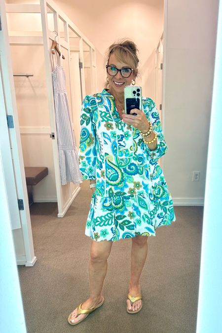 Crazy for this pretty print! Wearing a size small. 


#LTKOver40 #LTKSaleAlert