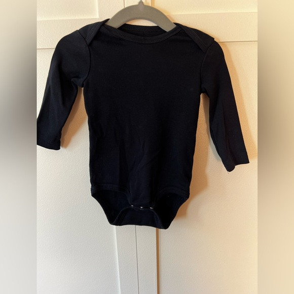 Primary Black Long Sleeve Bodysuit 100% Organic Cotton Size 6-9 Months | Poshmark