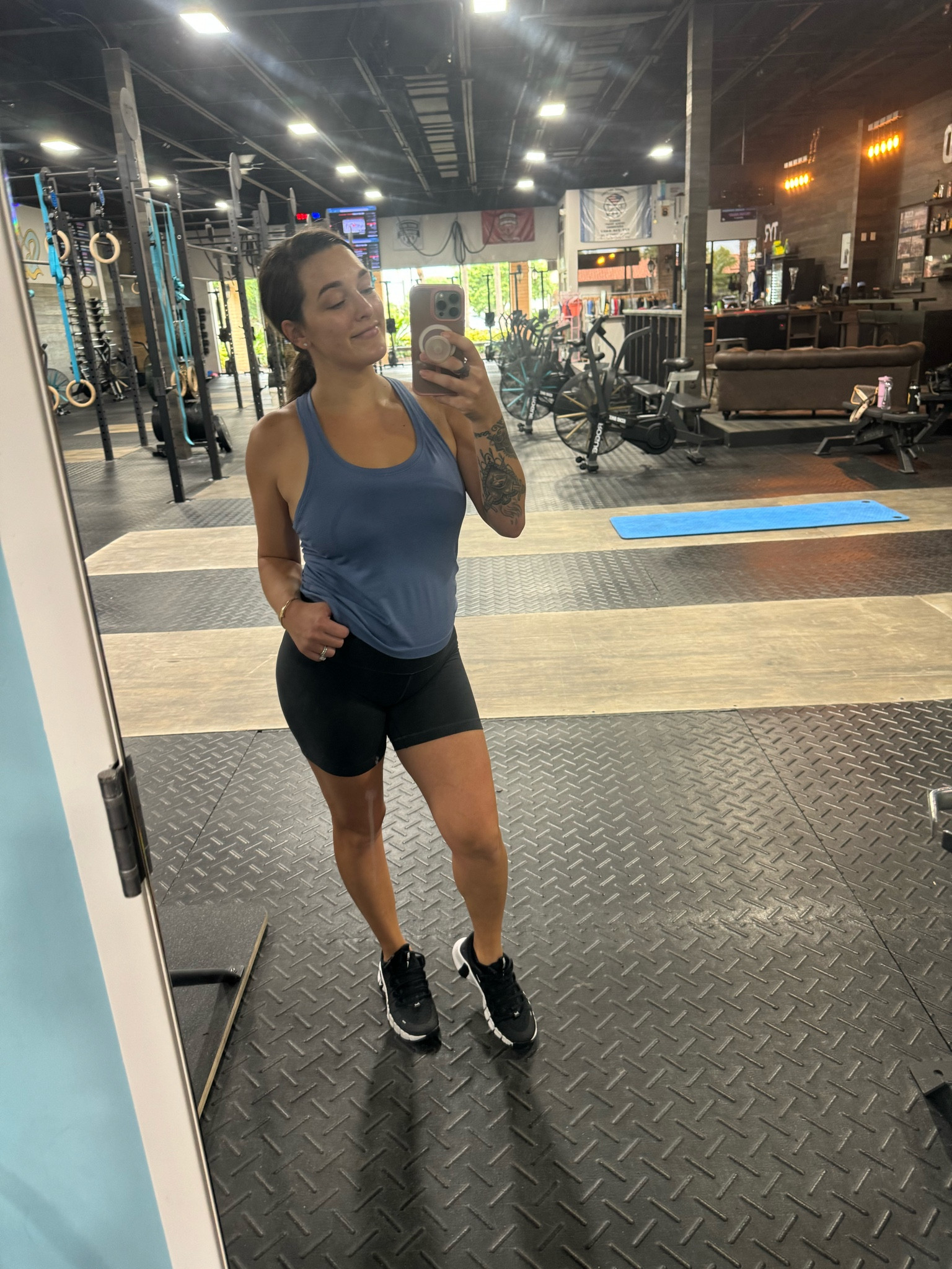 my morning workout essentials!
I have each of these items in like 5 different colors because they’re THAT good 😅👏🏼

#LTKFindsUnder50 #LTKActive #LTKSaleAlert