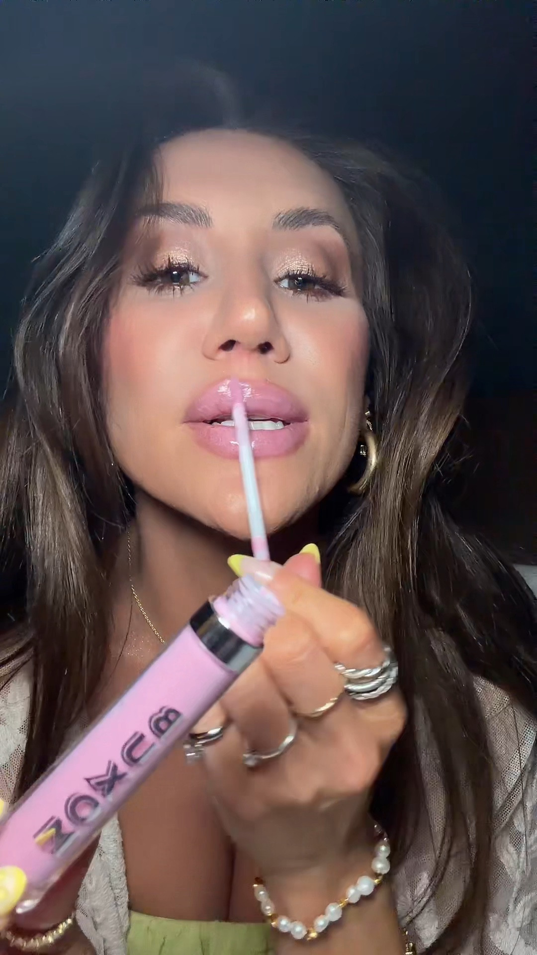 Buxom Dolly Light Cool Pink Lip Plumper 💗 The perfect glossy cool-toned pink lip gloss for fuller looking lips. This Buxom lip plumping gloss gives a subtle plump, high shine finish, and the prettiest light pink shade that’s perfect for everyday makeup, soft glam, and natural beauty looks.

If you’re looking for the best cool pink lip gloss, Buxom lip plumper Dolly, or a light pink plumping lip gloss for fuller lips, this shade is a must-have. The formula adds shine, hydration, and a tingling plump effect while making lips look smooth, glossy, and voluminous.

Perfect for pairing with a pink lip liner or wearing alone for an effortless glossy lip.

#LTKBeauty #LTKFindsUnder50 #BuxomLipPlumper #BuxomDolly #CoolPinkLipGloss #LipPlumpingGloss #GlossyPinkLips #MakeupMustHaves #EverydayLipGloss #NaturalGlamMakeup 


#LTKBeauty