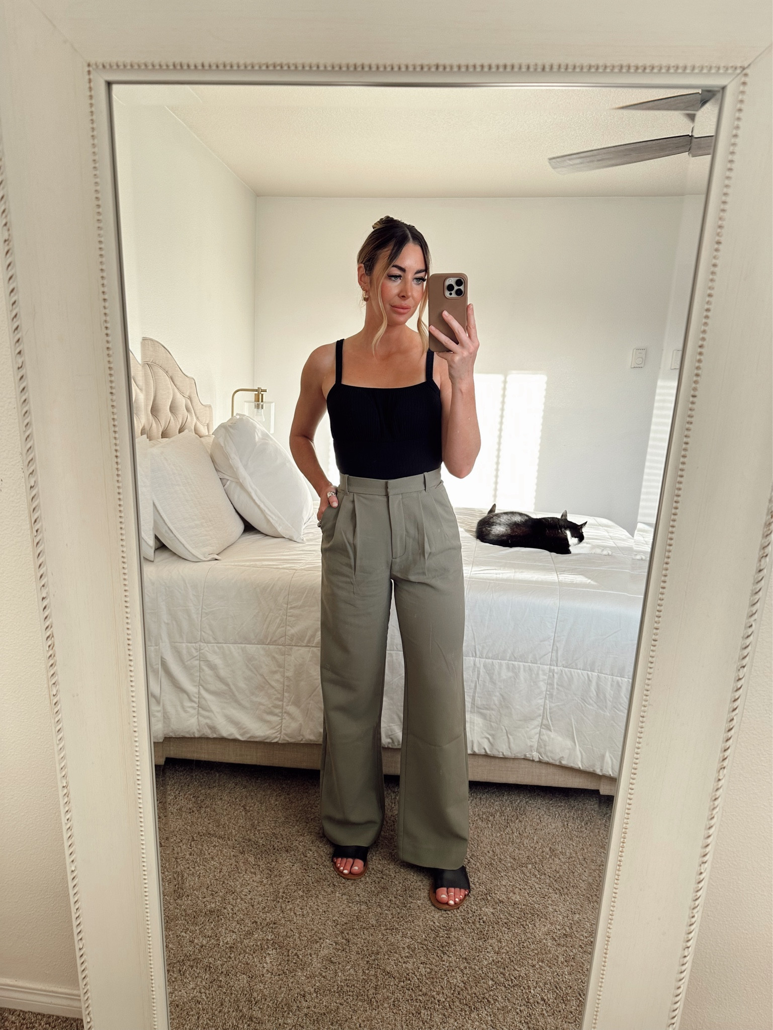 Tailored pant 15% off + an extra 20% off with code: AFCHAMP 

#LTKsalealert #LTKworkwear #LTKBacktoSchool