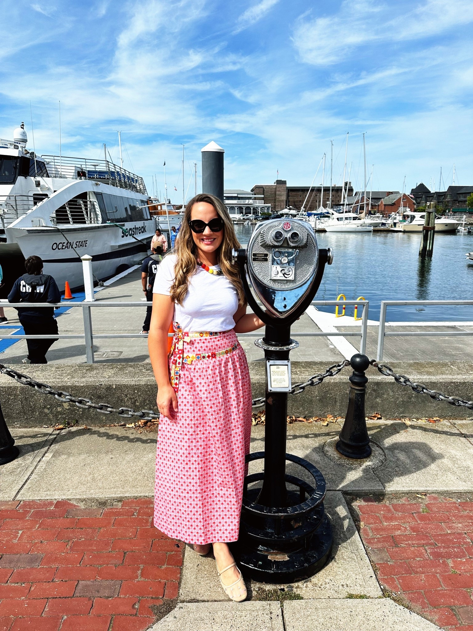 Hillhouse skirt is so cute dressed up or down. I also love this bubble bead necklace 

Bubble necklace 
Hillhouse
Summer skirt


#LTKU #LTKSeasonal #LTKStyleTip