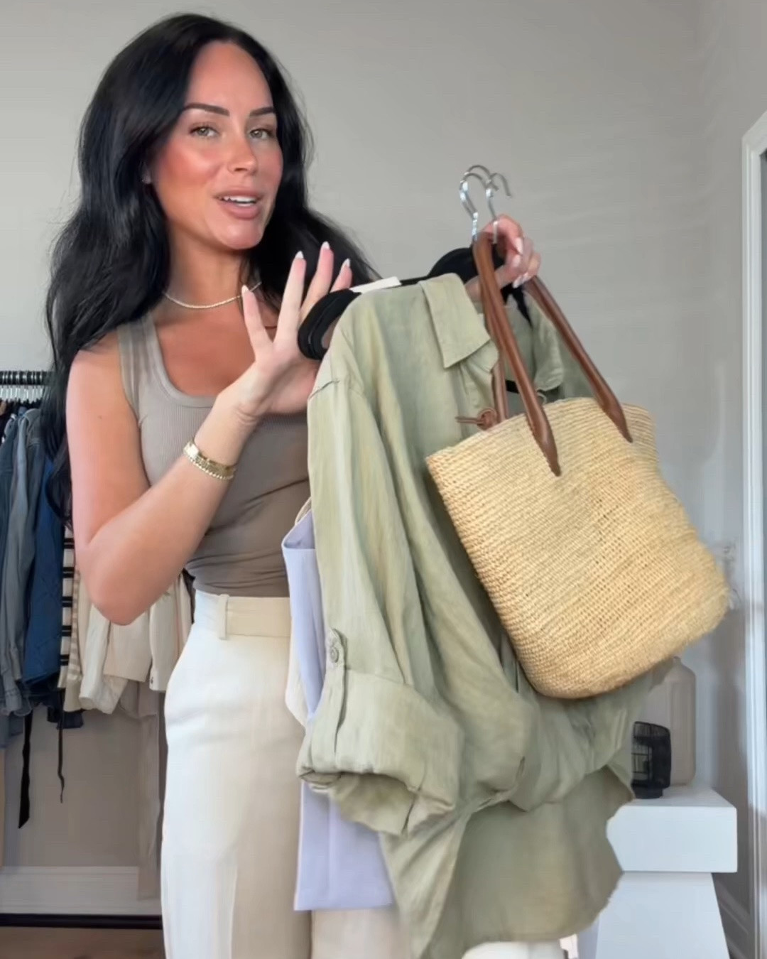 Aritzia’s Private Summer Sale is finally here 🤍 with 20–50% off everything!!!

Keep an eye on your email/app notification to see when you can shop the sale. If you don’t qualify yet, don’t worry  the public sale is coming later this month. Build your cart now because the best pieces always go fast 🫶🏻

@Aritzia  #aritziapartner

My sizing 5’7, 145lbs, 32dd