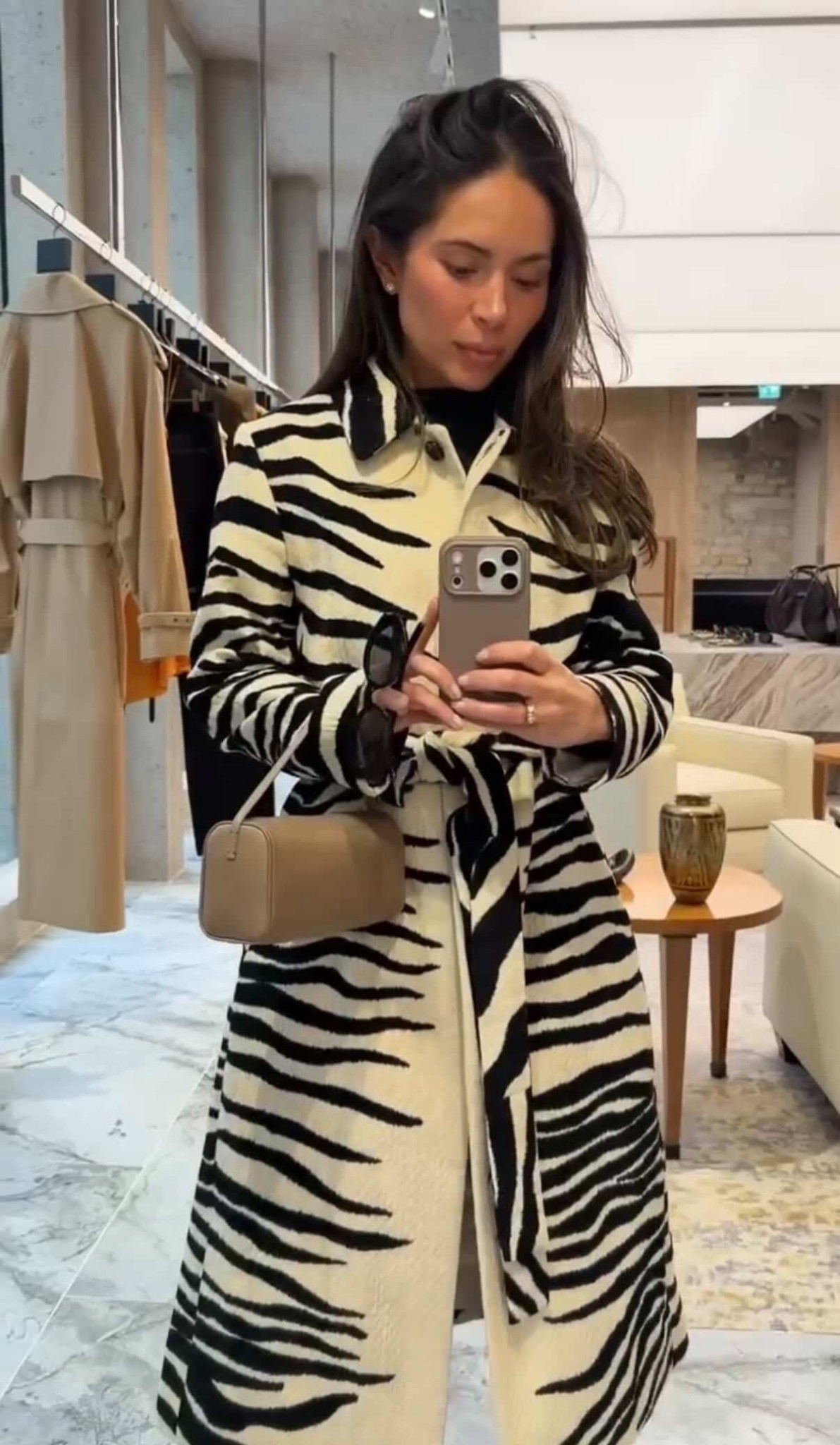 My coat is vintage but I linked similar! 🦓

#LTKootd