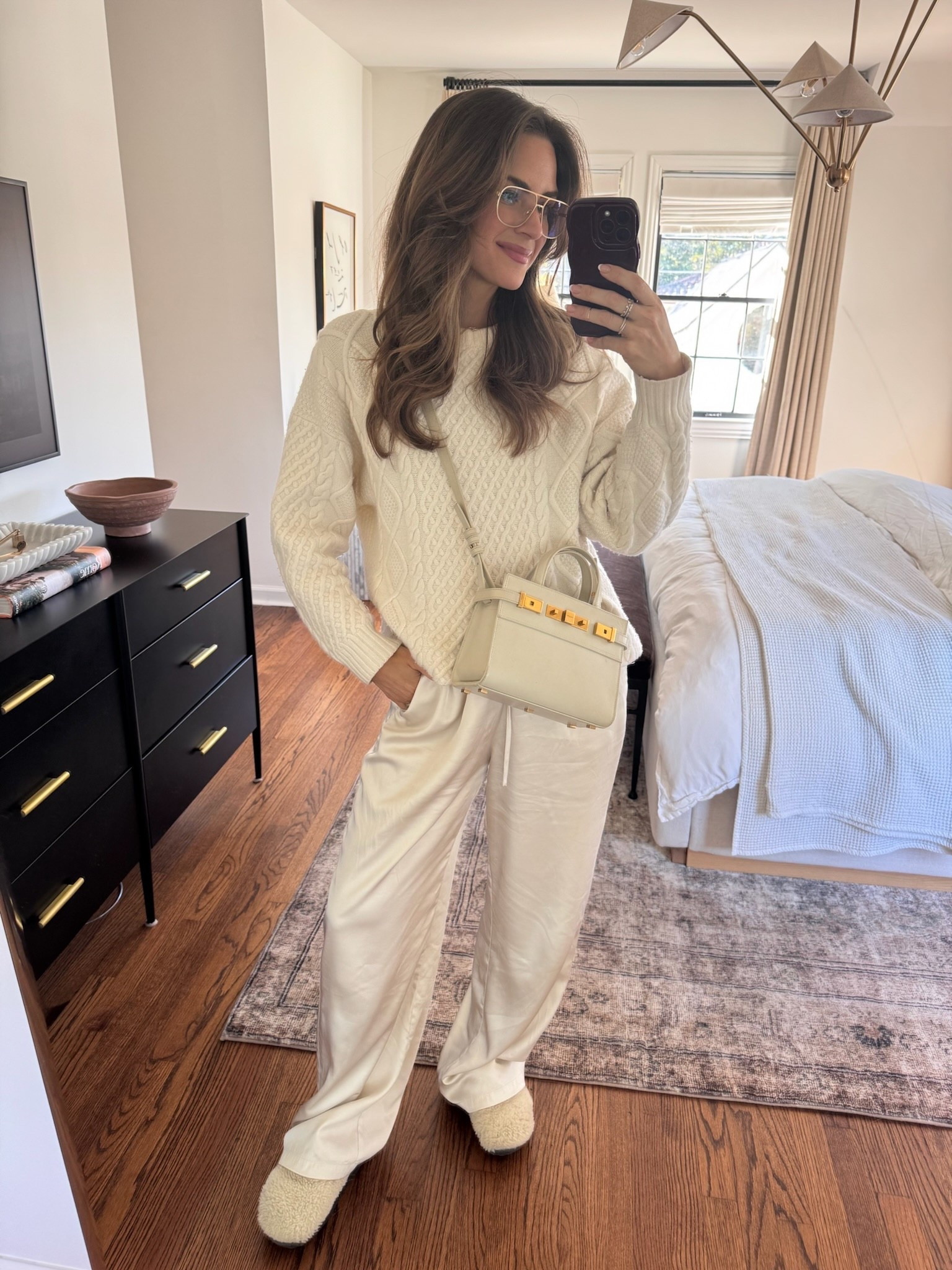 OOTD ✨ winter whites look


#LTKHoliday #LTKootd #LTKSaleAlert