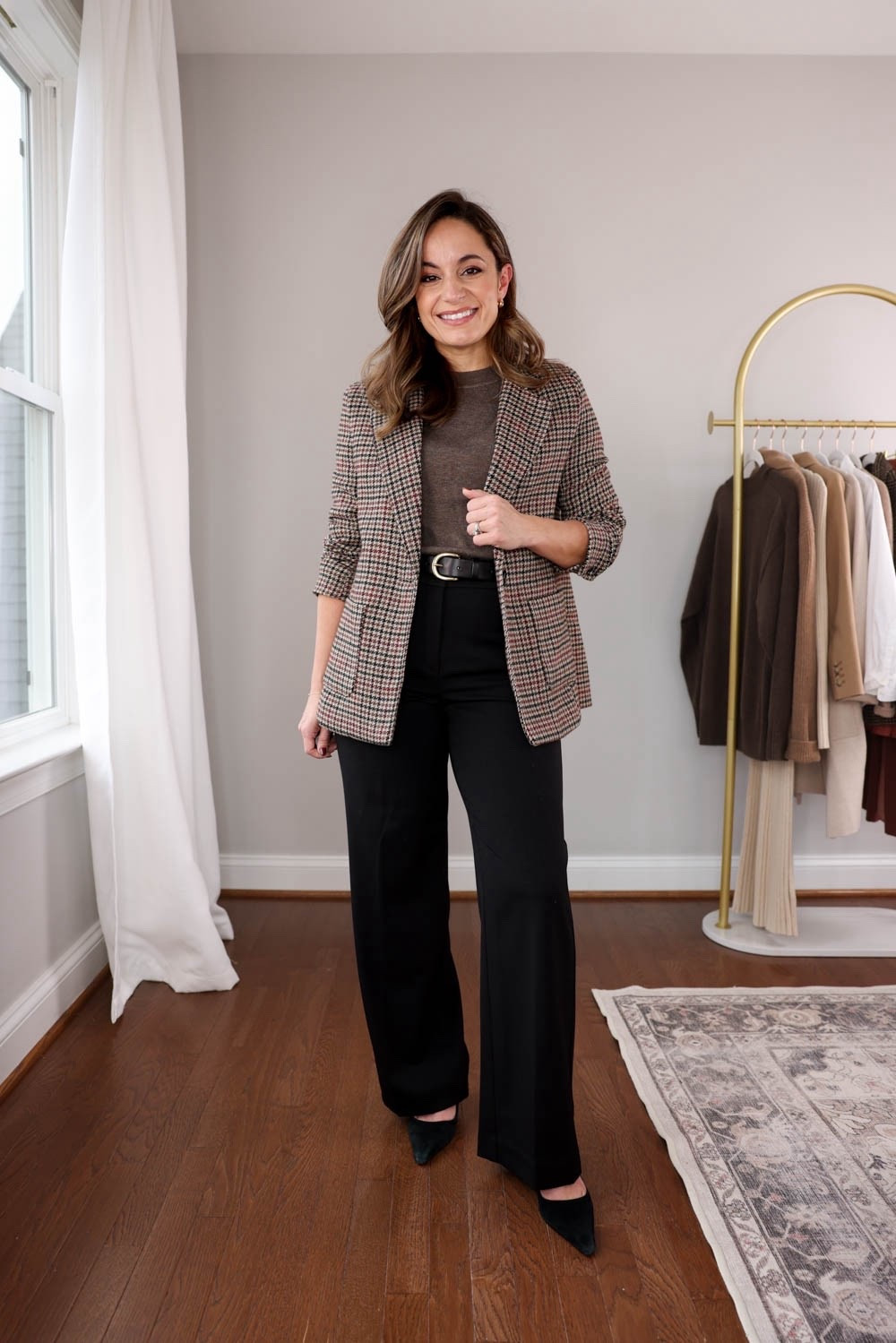 Budget friendly layers for the office! 

Plaid blazer (Kohl’s): petite xs 
Brown sweater (Amazon): xs 
Black pants (Ann Taylor): petite 00 | 10” rise | 28.5” inseam in petite (I wear curvy fit) 
Belt (J.Crew): xs 



My measurements for reference: I’m 4’10” and 105lbs. My bust, waist, and hip measurement is 32”, 24”, and 36”.


#LTKWorkwear #LTKPetite
