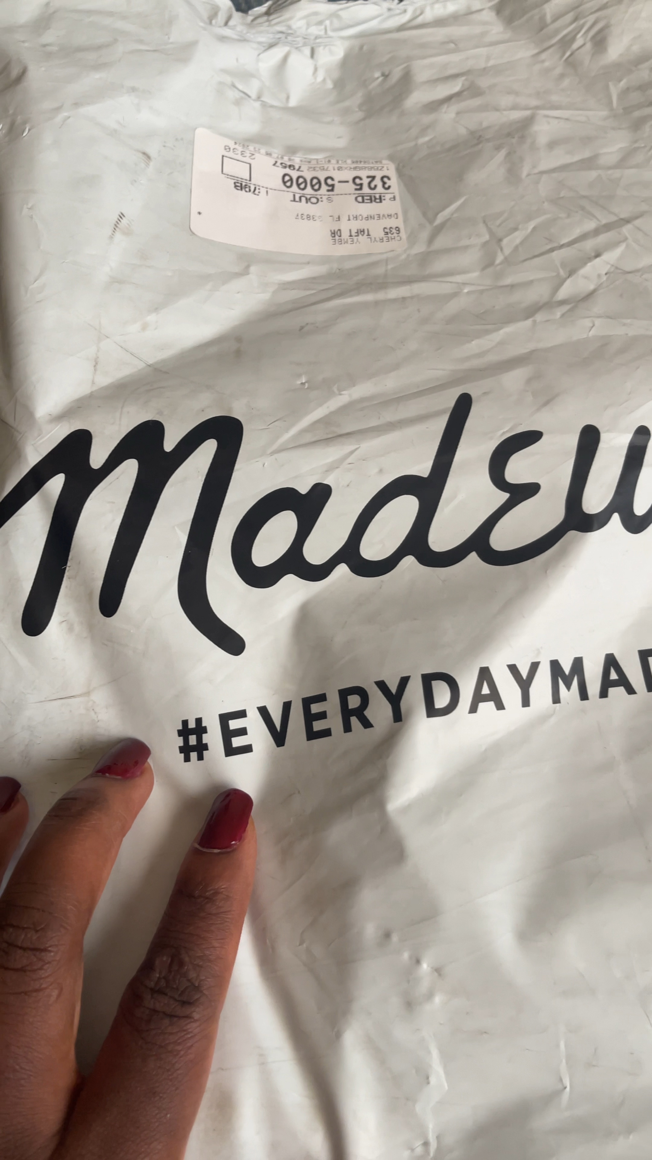 I really wanted to style these during the weekend . I had so many ideas in my head urghh.. oh well I will soon in yhe meantime check out this brand. Truely the most amazing jeans 😩😍. I’m the type to splurge on jeans 🤭

#LTKSaleAlert #LTKStyleTip #LTKGiftGuide