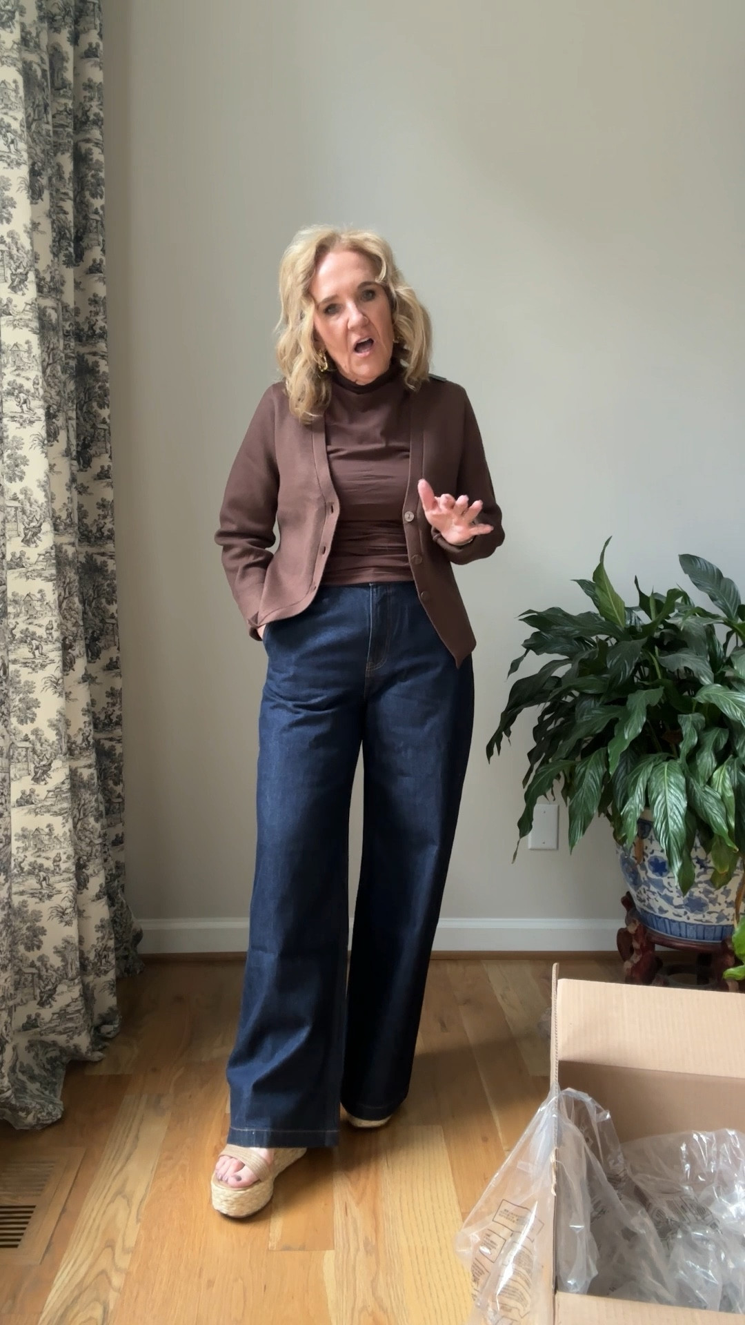 Abercrombie sale extra 15% off code DENIMAF ends 8/11
Jeans size 29 reg
Sweater and tee size medium. 
Dark wash, trouser jeans, wide leg jeans, brown sweater business casual fall

#LTKautumn #LTKOver40 #LTKSaleAlert