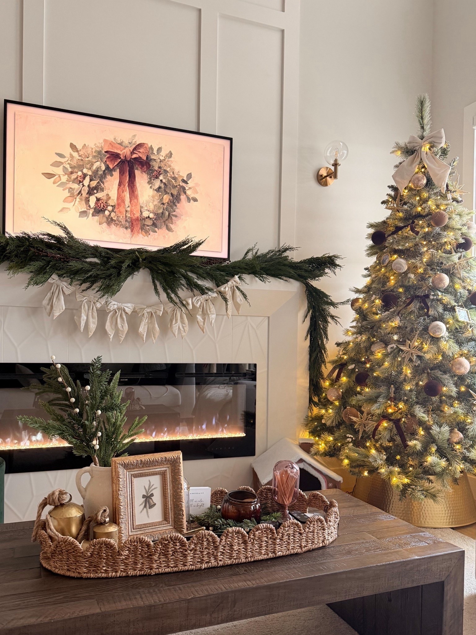 Christmas tree decor

#LTKstyletip #LTKwinter #LTKholiday