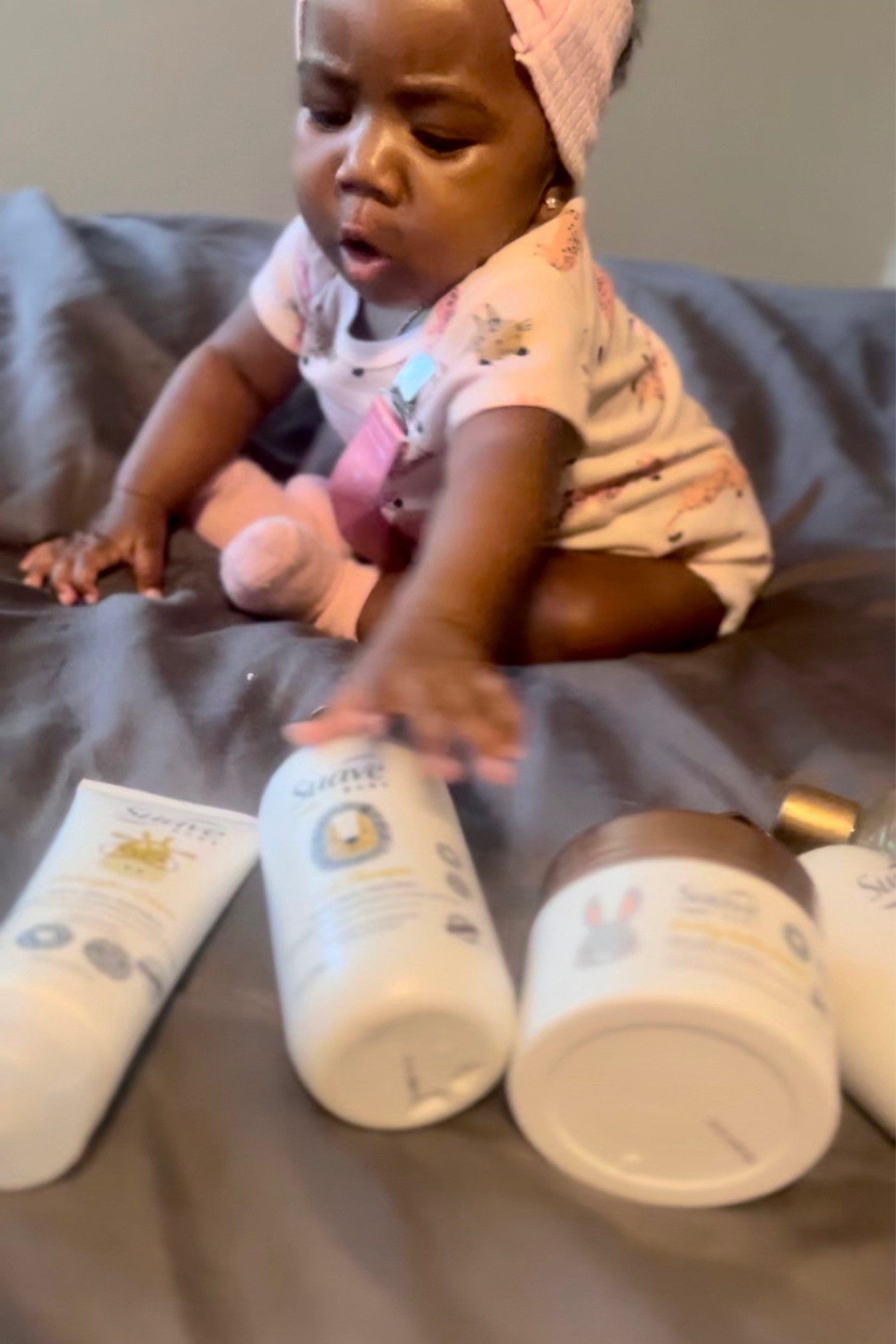 Get unready with baby Onyx  featuring  our new fave @suave baby products -I grabbed these from @Walmart➡️ the Coconut Oil, Chamomile & Shea Butter mix has us in choke hold ➡️ especially the smell … My favorite is definitely the detangler cream which is perfect for onyx’s curls (easy to comb). Onyx enjoys bath time and after  her bath routine she’s right to sleep. Each item is linked in my bio, definitely work a try…. #WalmartPartner 

#LTKbaby #LTKkids #LTKunder50