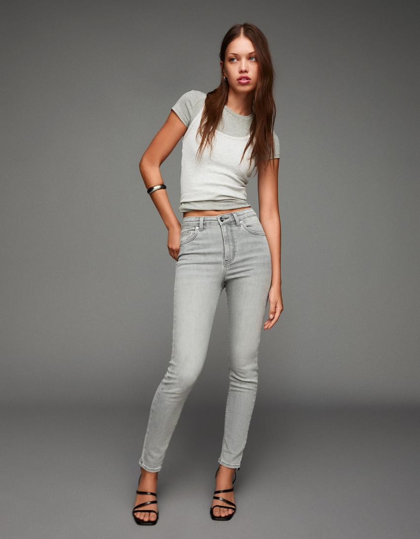 Super high-waist soft skinny jeans - Women | Bershka GB